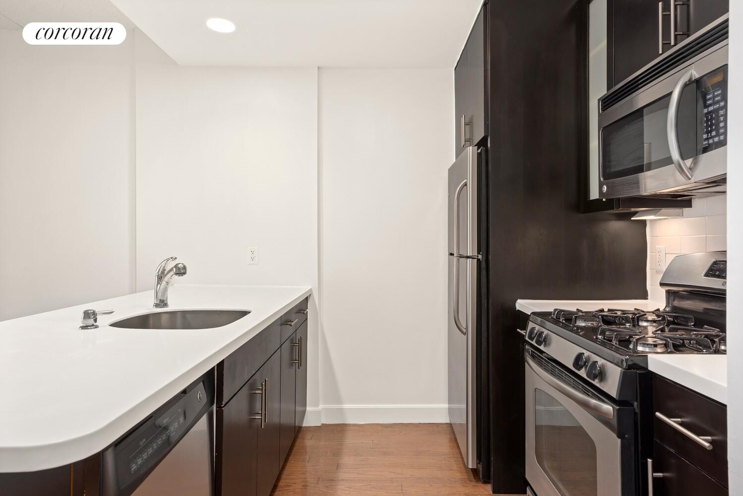 #3 photo, Long Island City, Long Island City , NY 11101