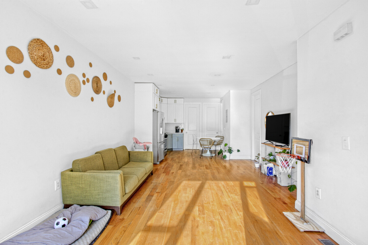 #3 photo, 1353 ST MARKS Avenue, Weeksville , NY 11233