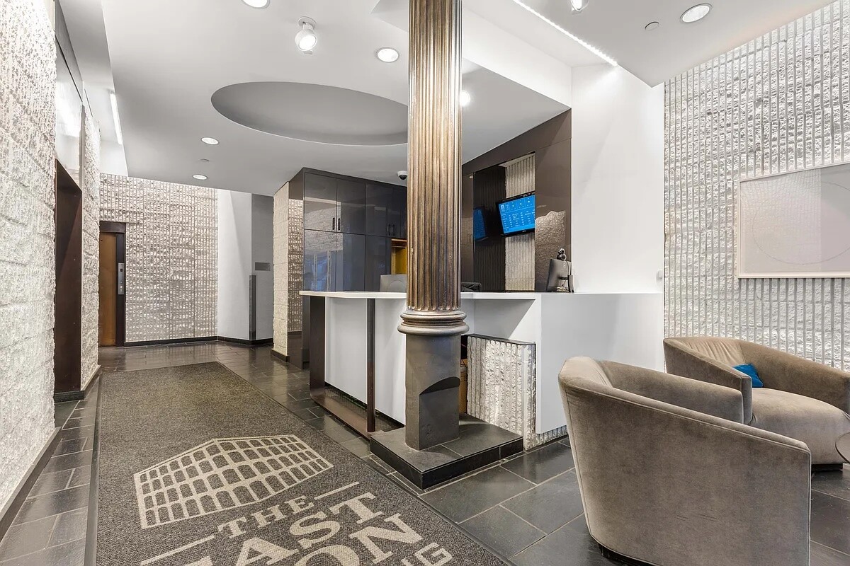 #10 photo, 67 E 11TH Street, مانهاتن Greenwich Village , NY 10003