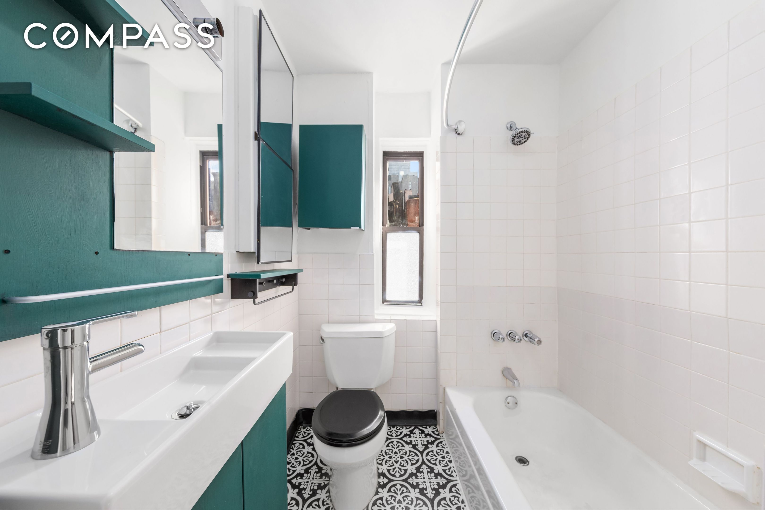 #5 photo, 406 W 47th Street, מנהטן Hell's Kitchen , NY 10036