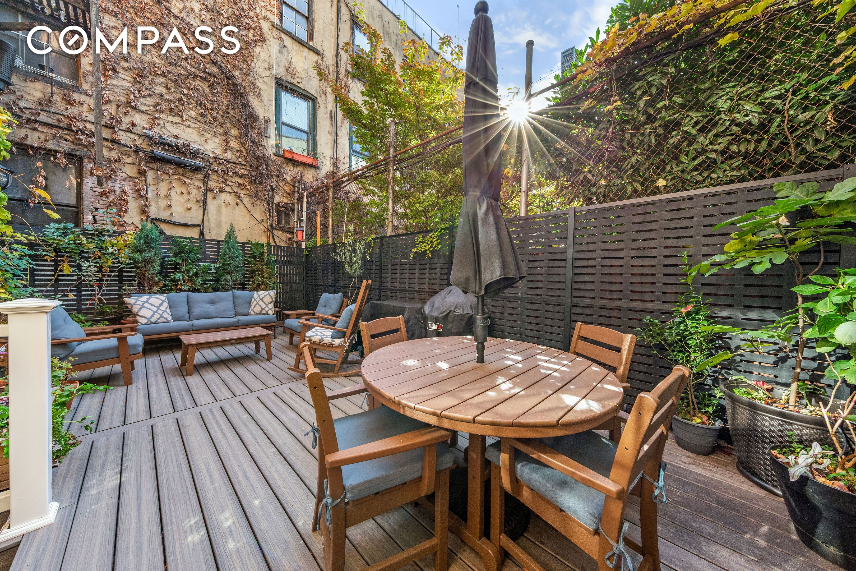 #6 photo, 406 W 47th Street, מנהטן Hell's Kitchen , NY 10036