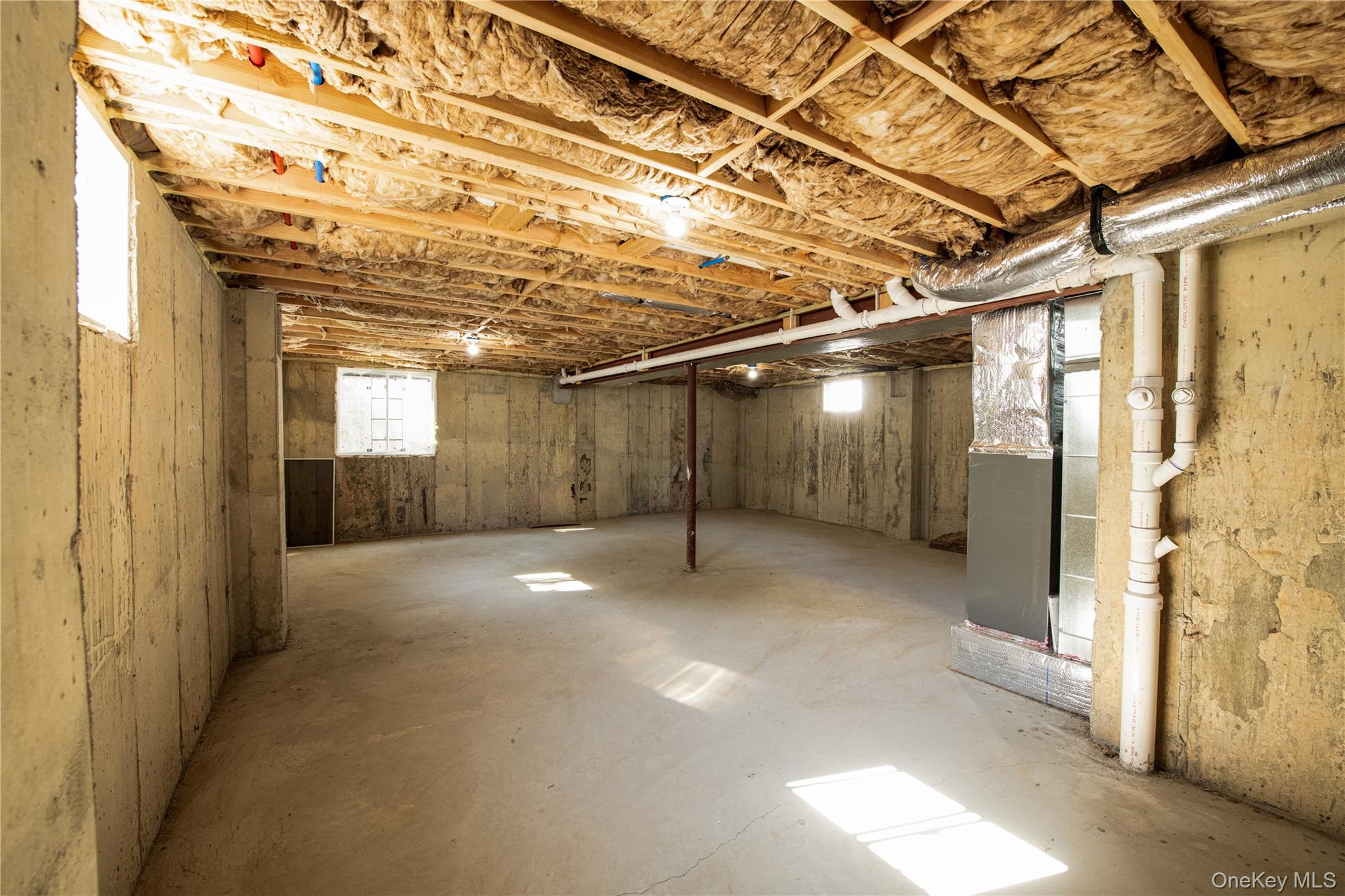 #17 photo, 179 Hillsboro Avenue, नासाउ काउंटी Elmont , NY 11003