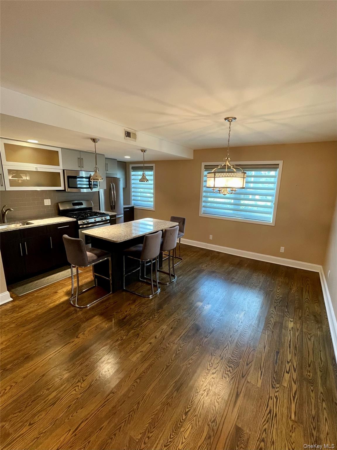 #4 photo, 133-09 Rockaway Beach BLVD, Belle Harbor , NY 11694