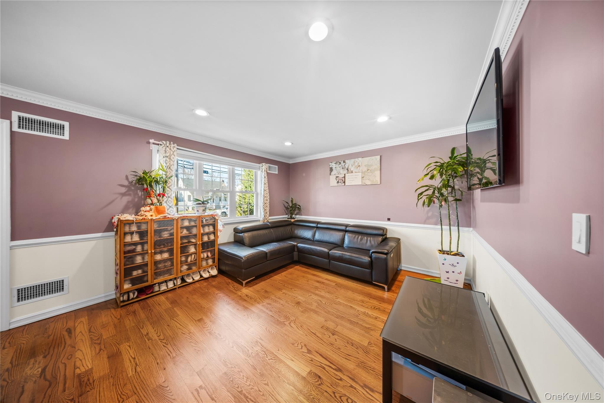 #2 photo, 2421 Atlantic Boulevard, नासाउ काउंटी Wantagh , NY 11793