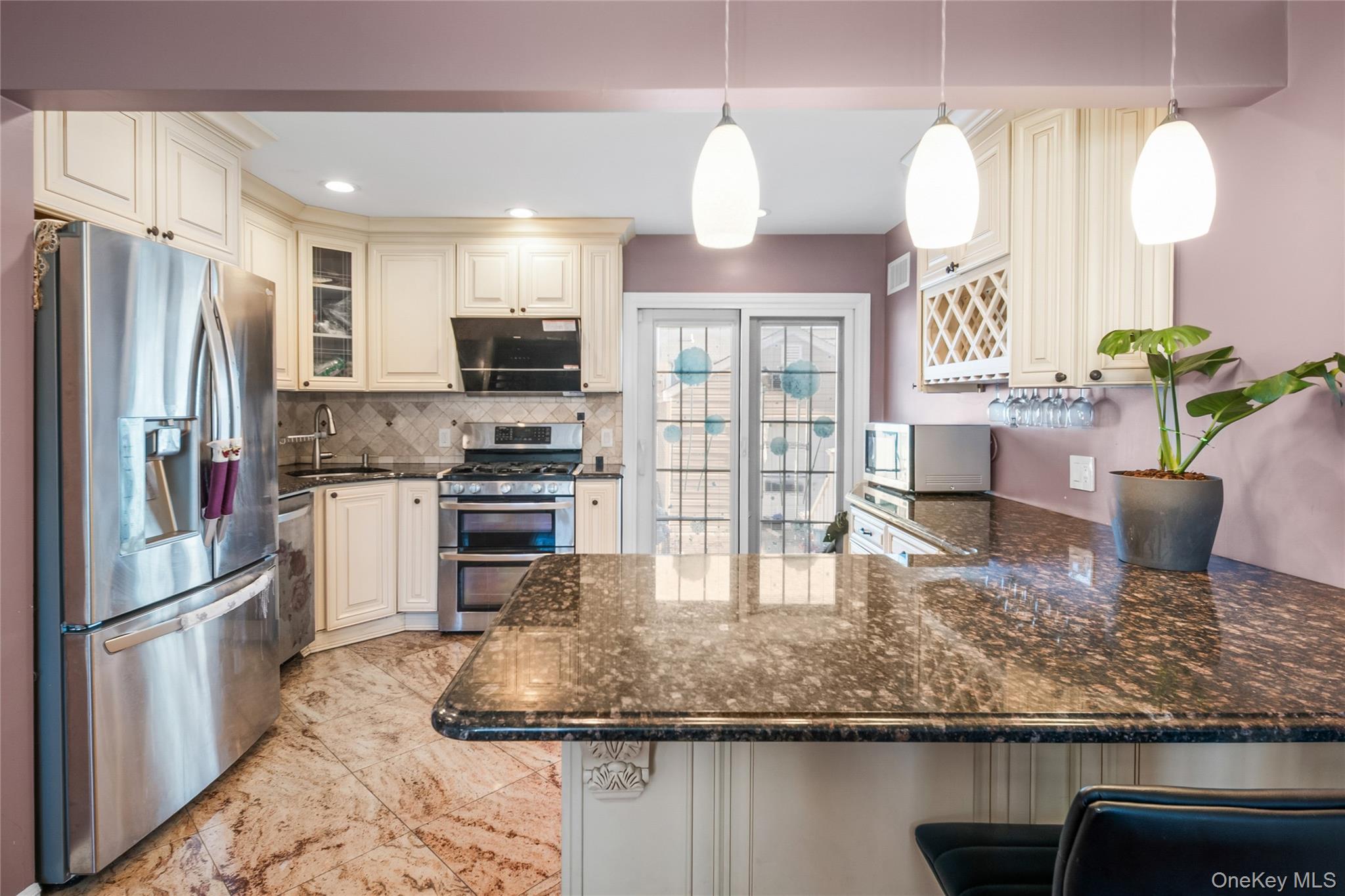 #5 photo, 2421 Atlantic Boulevard, नासाउ काउंटी Wantagh , NY 11793