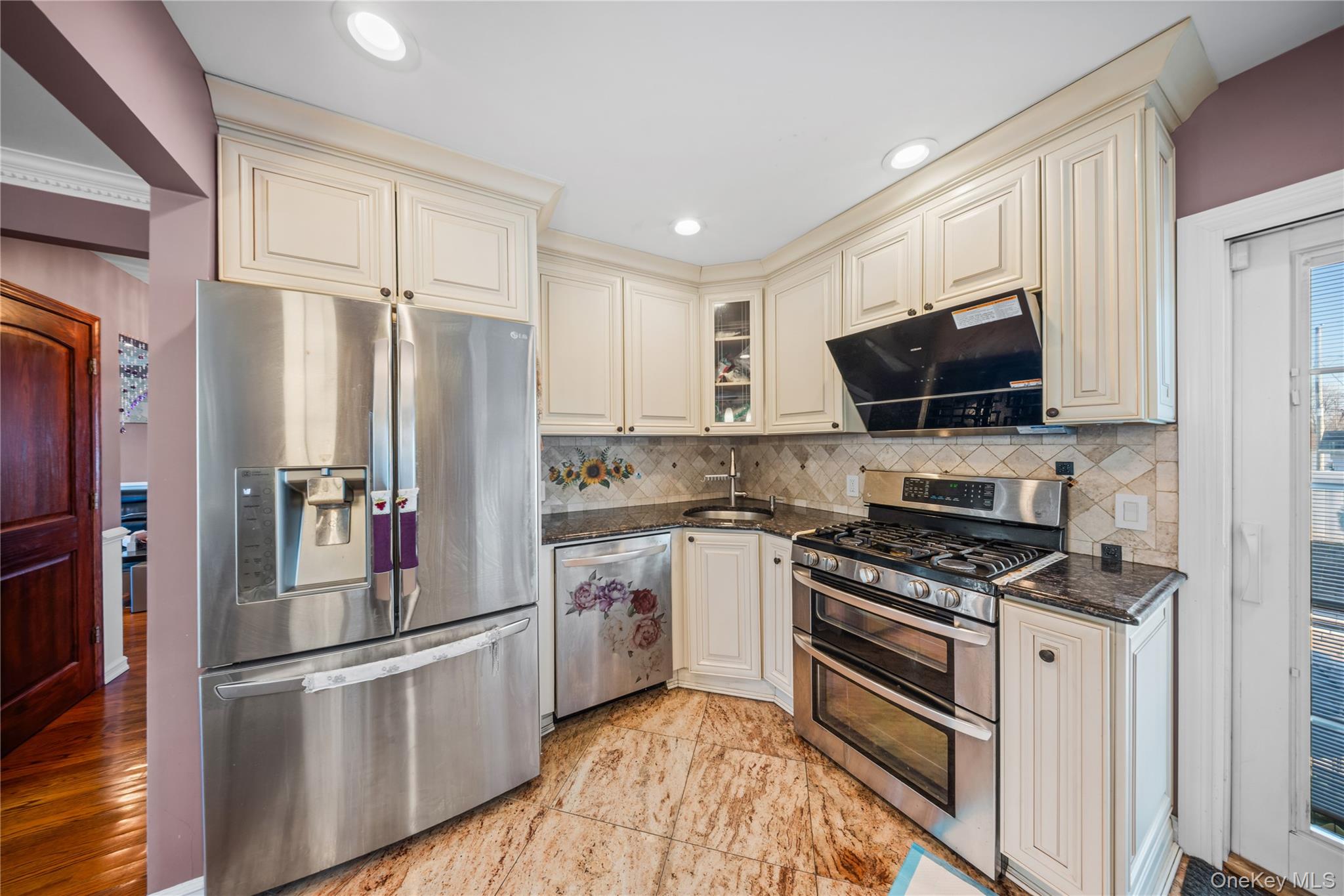 #6 photo, 2421 Atlantic Boulevard, नासाउ काउंटी Wantagh , NY 11793