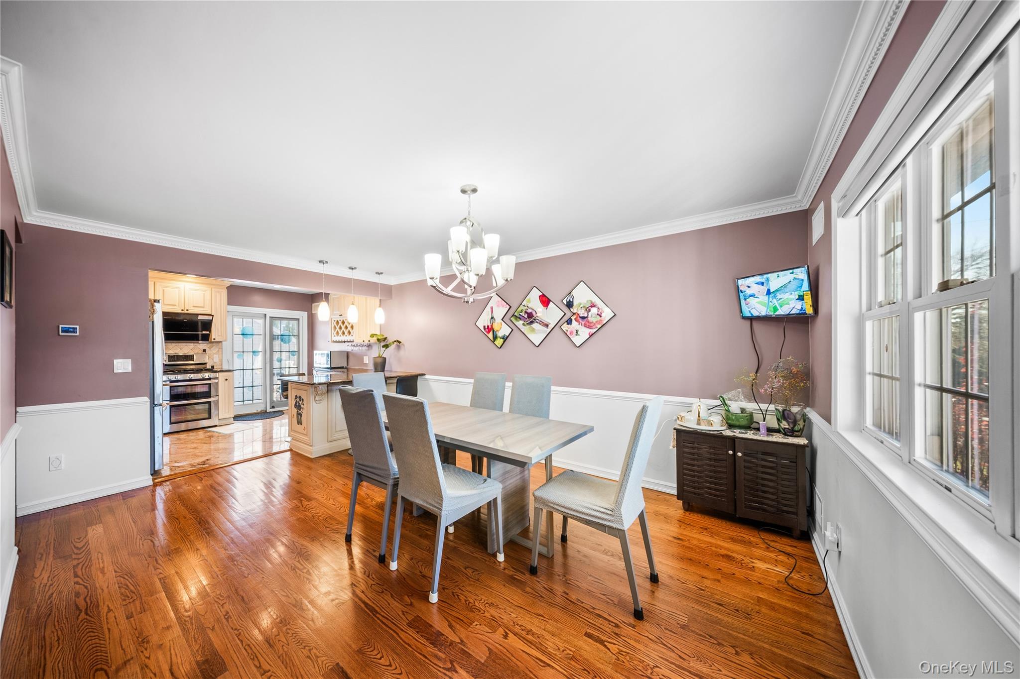 #9 photo, 2421 Atlantic Boulevard, नासाउ काउंटी Wantagh , NY 11793