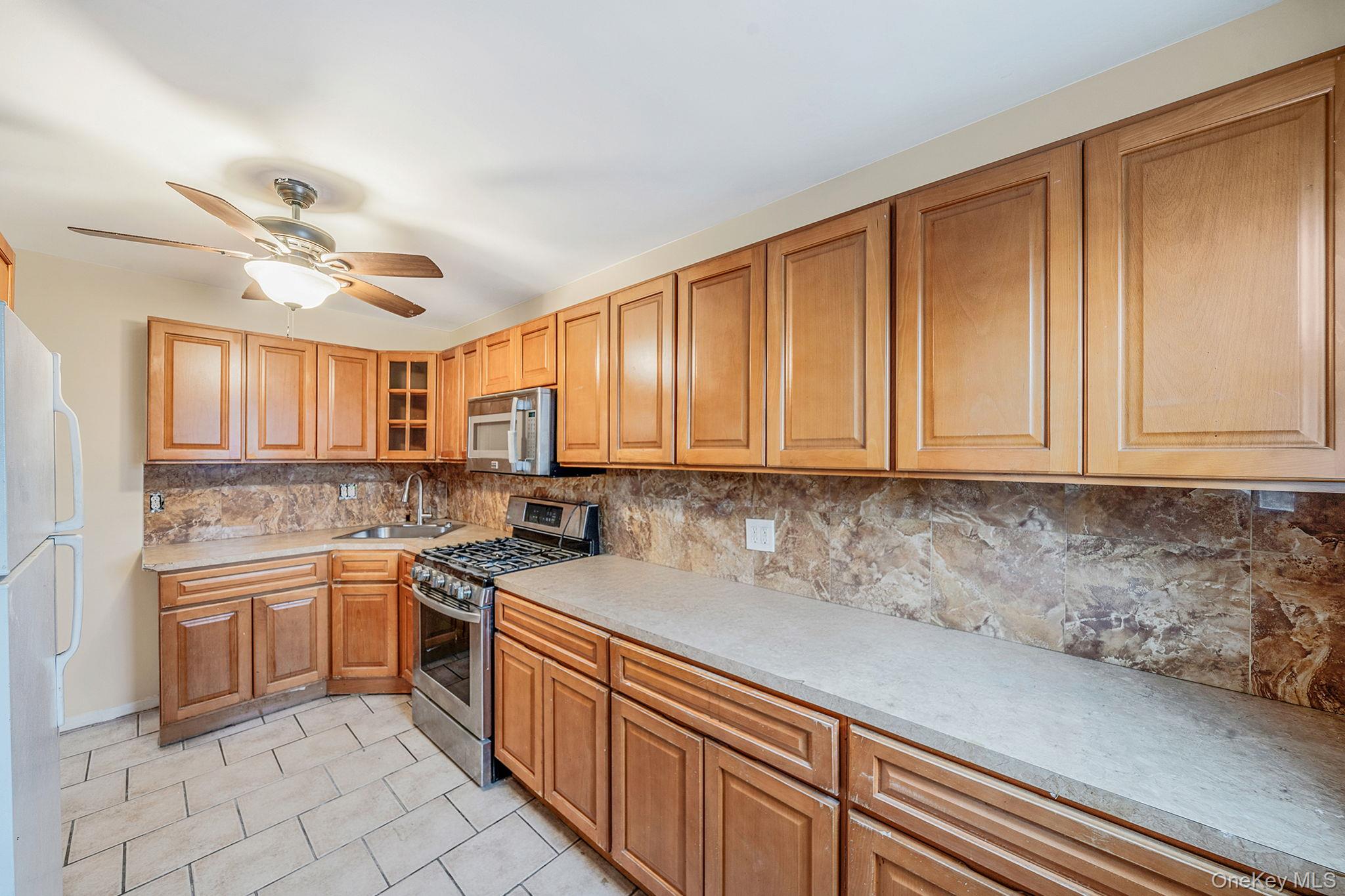 #17 photo, 120-43 234th Street, Cambria Heights , NY 11411