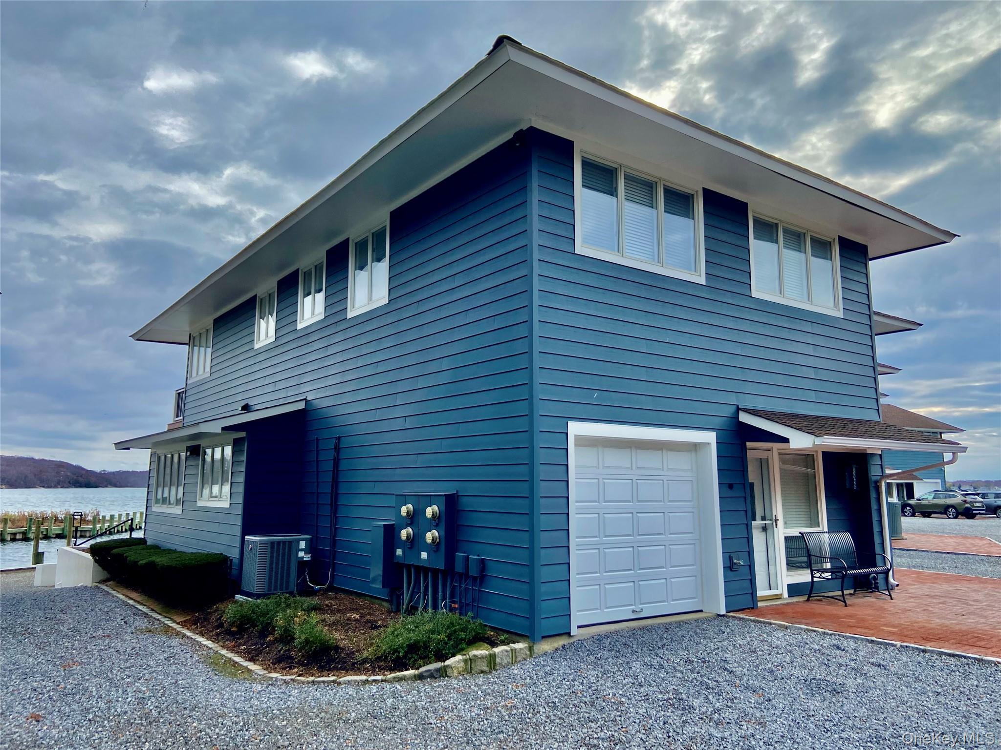 #20 photo, 131 6th Street, Саффолк ‖ Greenport , NY 11944