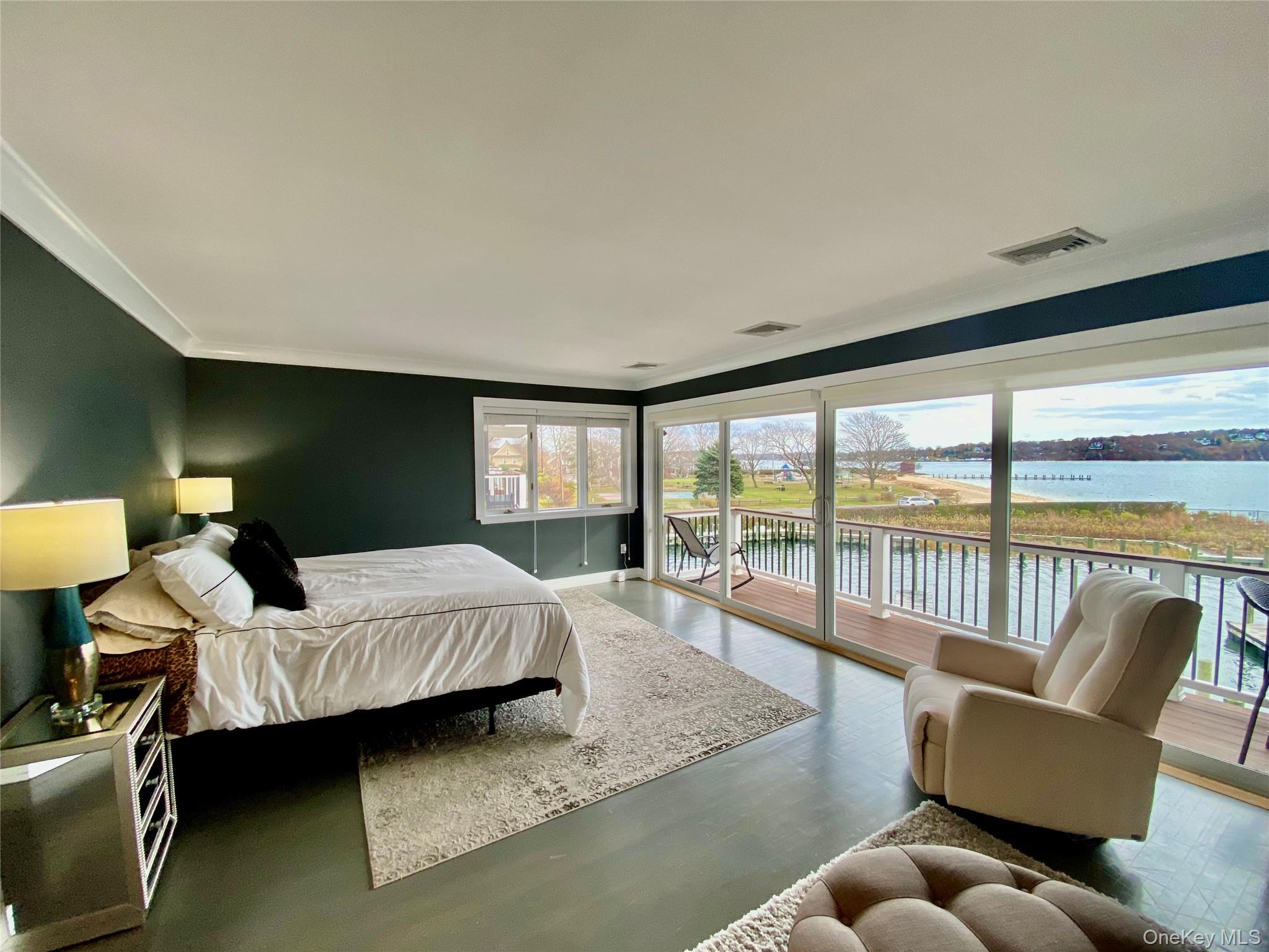 #8 photo, 131 6th Street, Саффолк ‖ Greenport , NY 11944