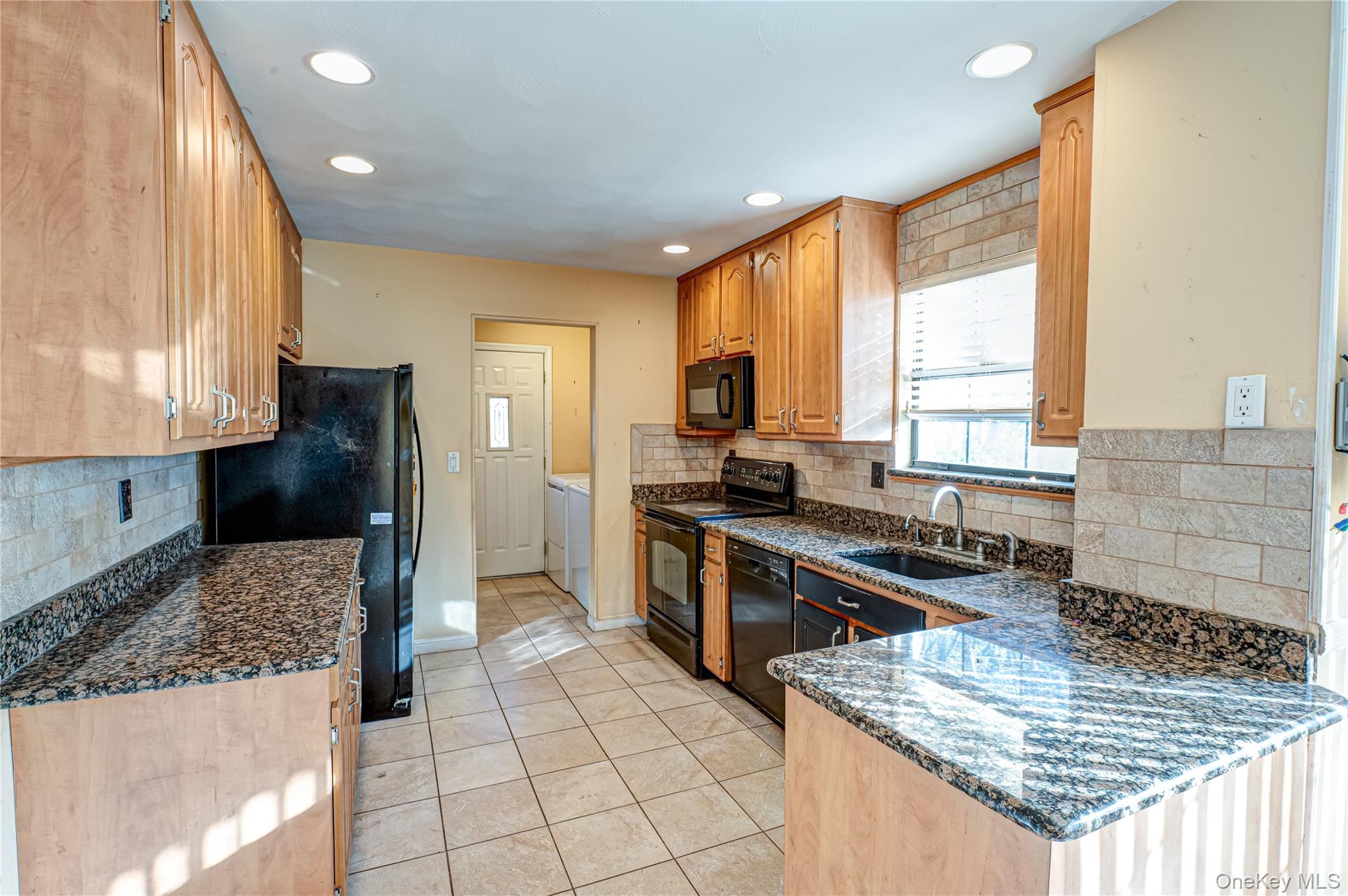 #13 photo, 290 E Woodside Avenue, Patchogue , NY 11772