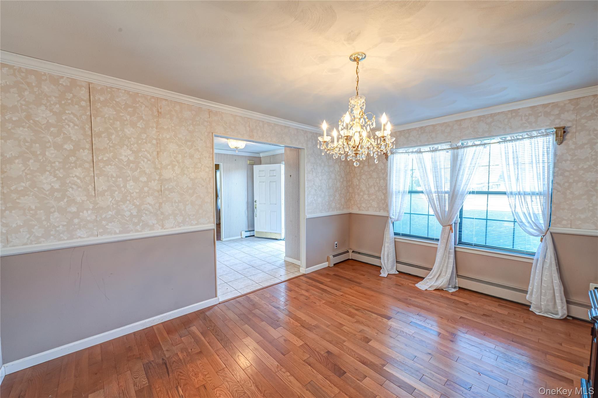 #7 photo, 290 E Woodside Avenue, Patchogue , NY 11772