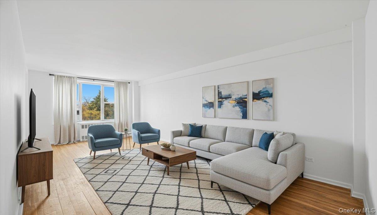 #5 photo, 210-15 23rd Avenue, Bayside , NY 11360