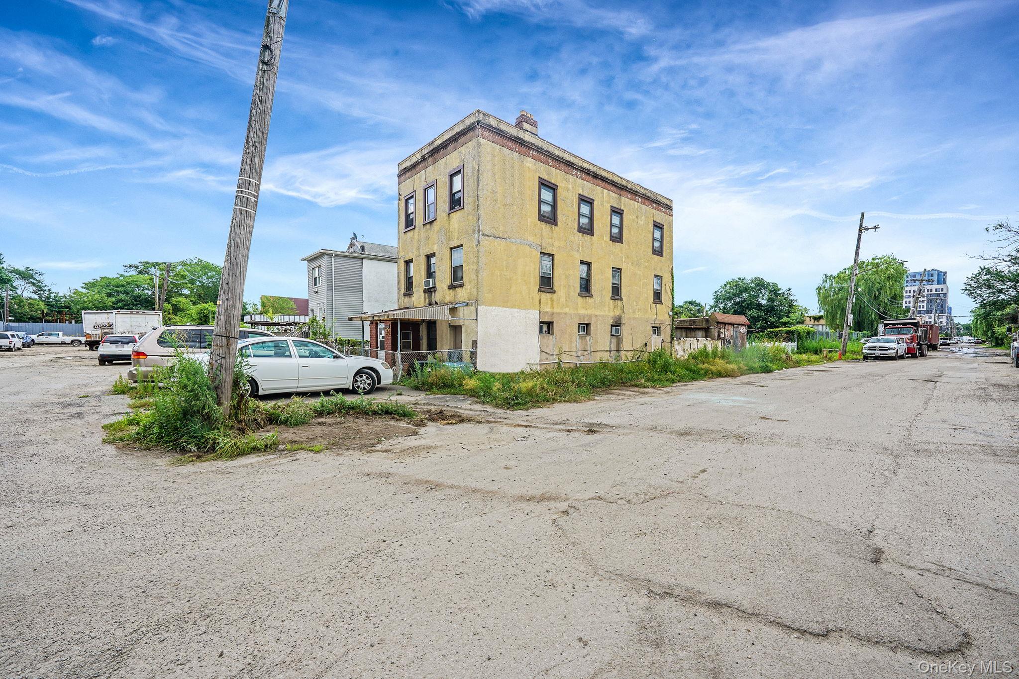 #4 photo, 7602 Blake Avenue, 뉴욕퀸즈 Howard Beach , NY 11414