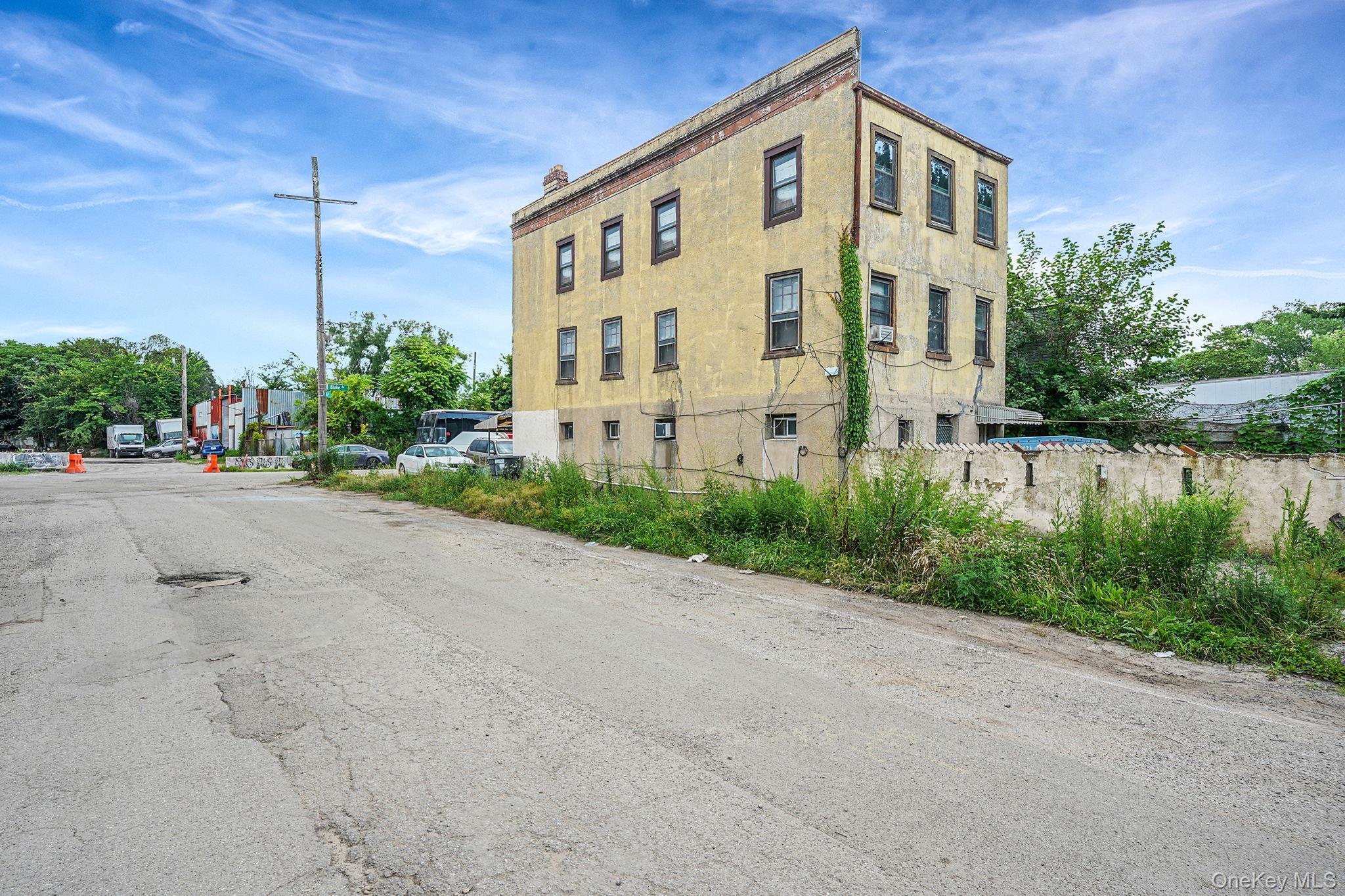 #5 photo, 7602 Blake Avenue, 뉴욕퀸즈 Howard Beach , NY 11414