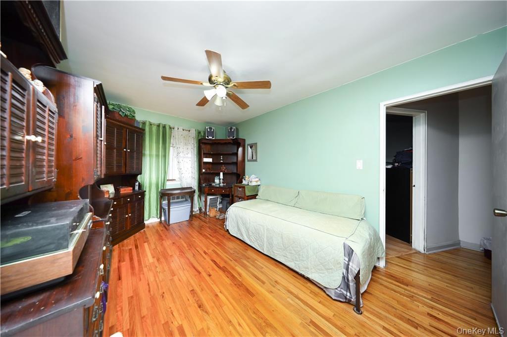 #16 photo, 1296 E 54th Street, Brooklyn , NY 11234