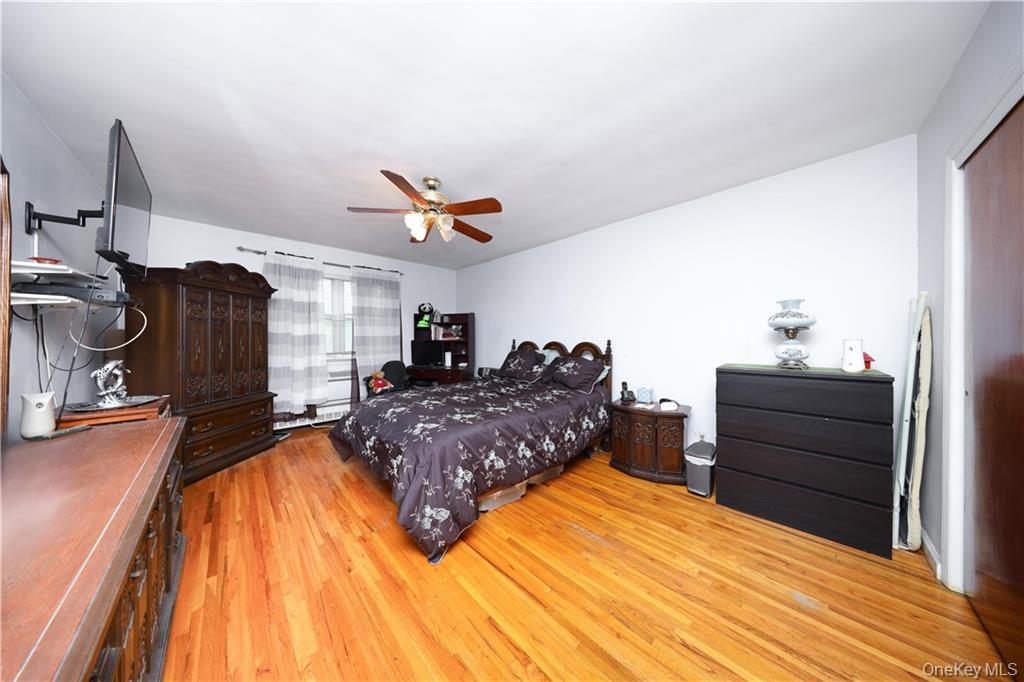 #17 photo, 1296 E 54th Street, Brooklyn , NY 11234
