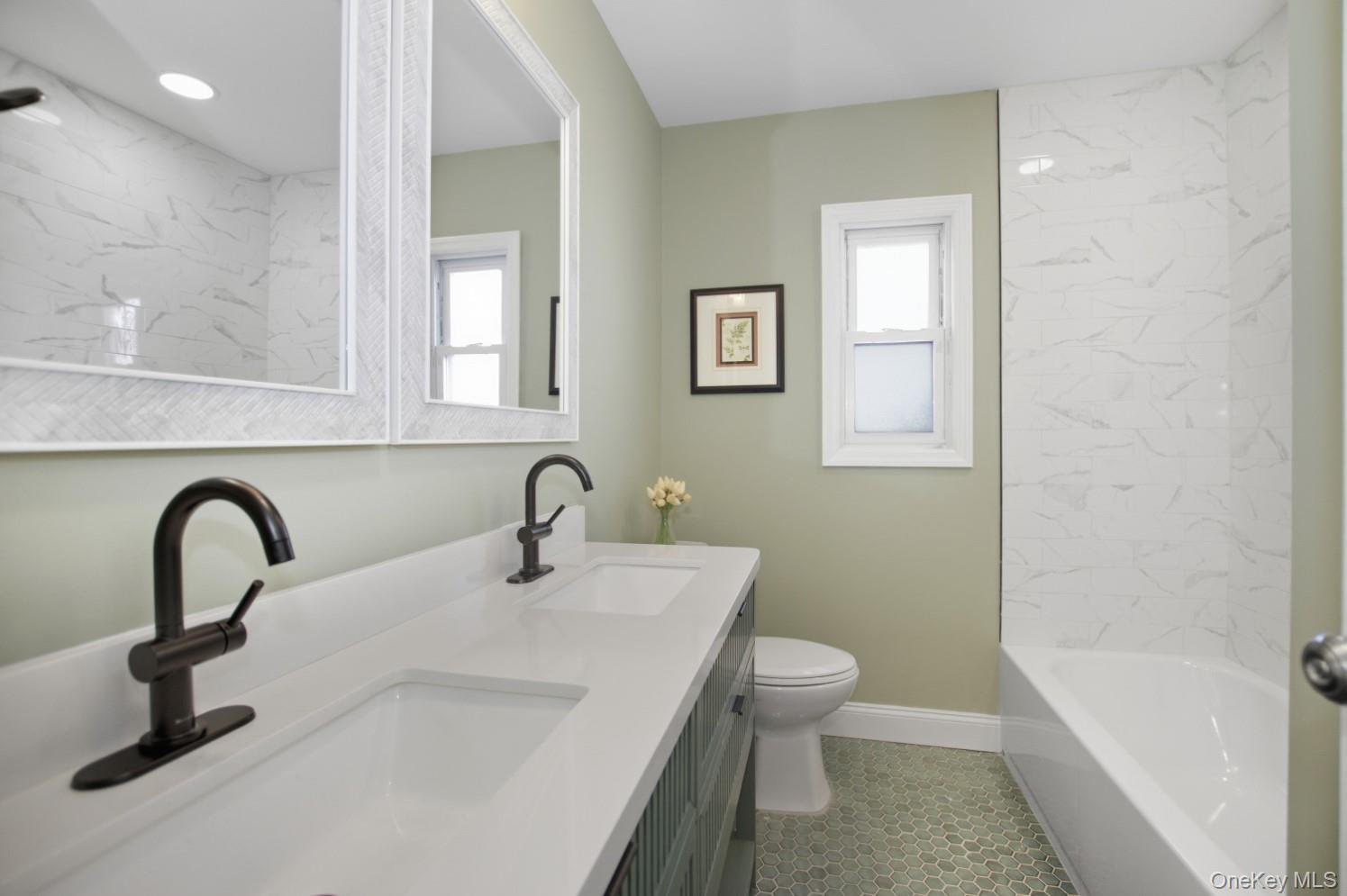 #11 photo, 57 Remson Street, नासाउ काउंटी Valley Stream , NY 11580