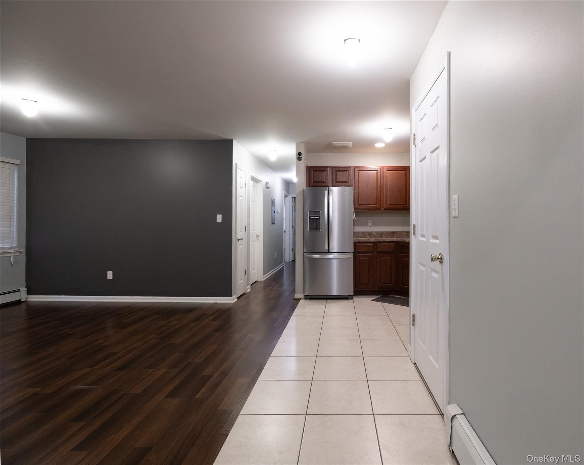 #2 photo, 6221 Almeda Avenue, Куинс ‖ Arverne , NY 11692