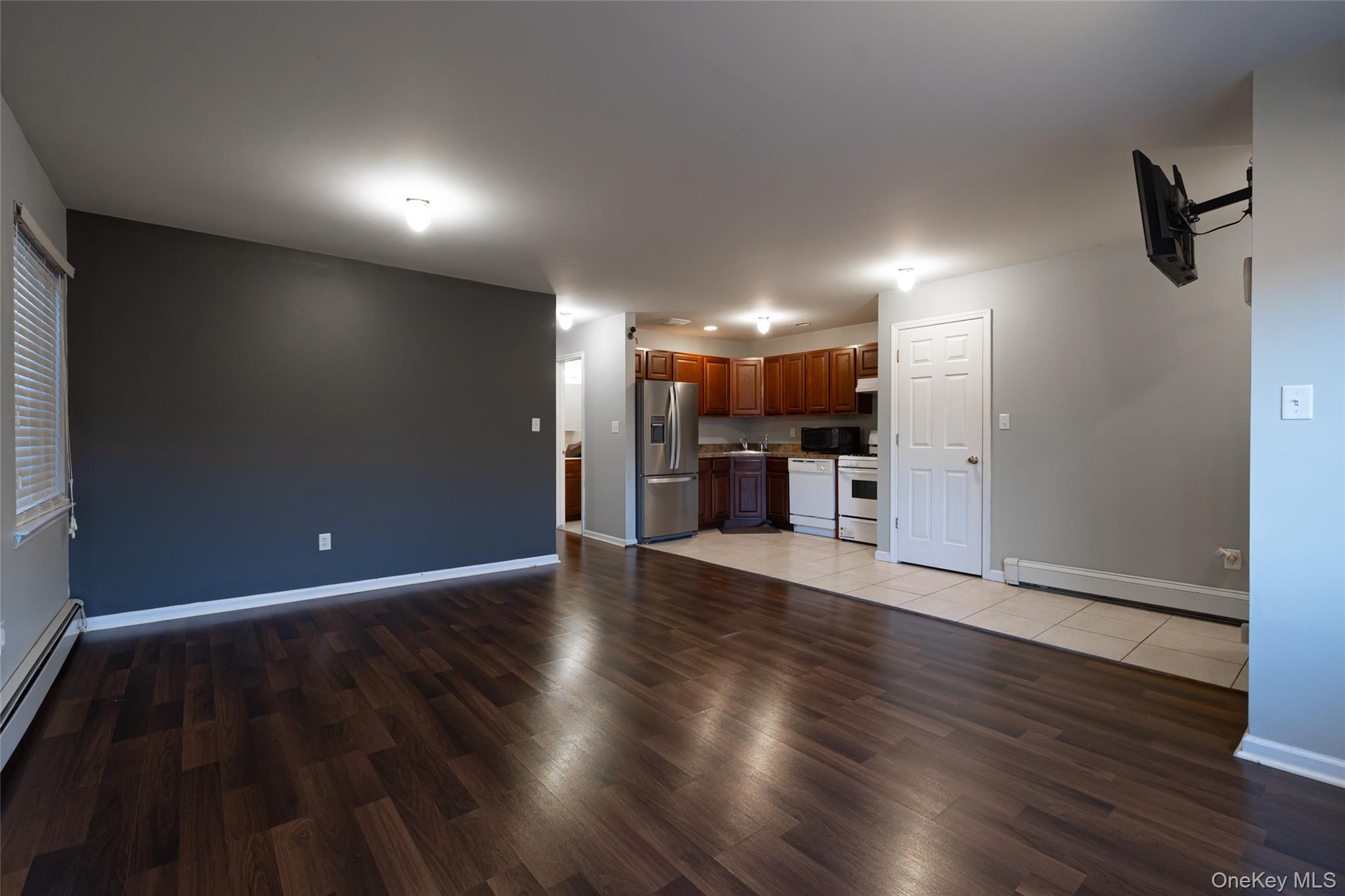 #5 photo, 6221 Almeda Avenue, Куинс ‖ Arverne , NY 11692