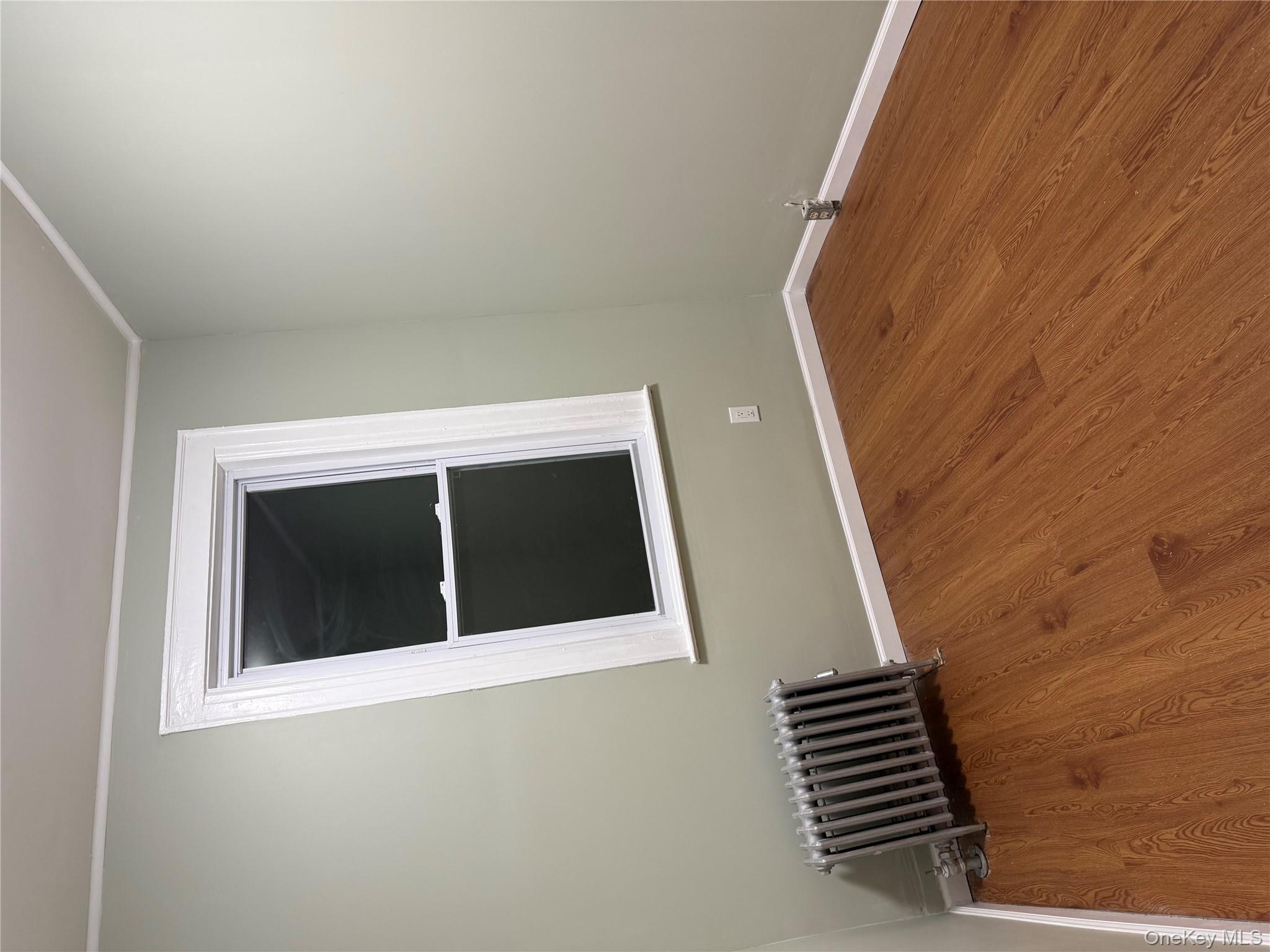 #4 photo, 12705 88th Avenue, Richmond Hill , NY 11418