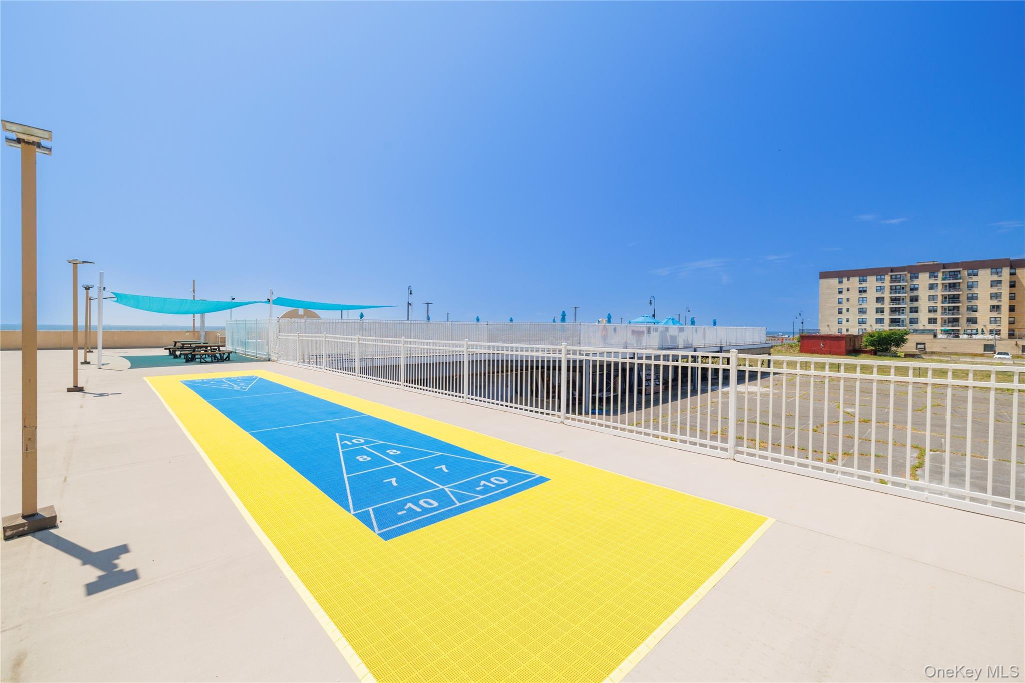 #5 photo, 360 Shore Road, नासाउ काउंटी Long Beach , NY 11561