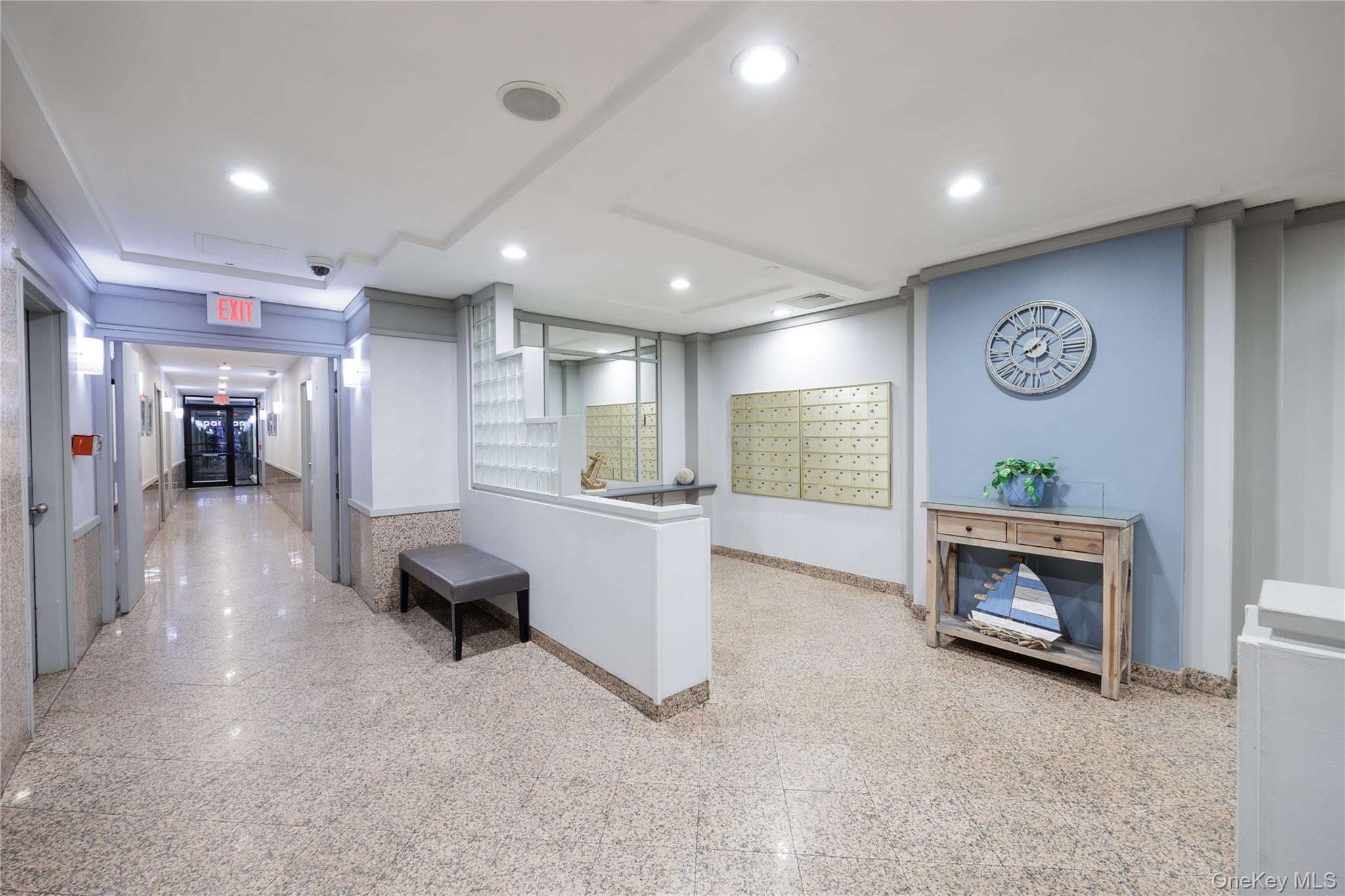 #9 photo, 360 Shore Road, नासाउ काउंटी Long Beach , NY 11561