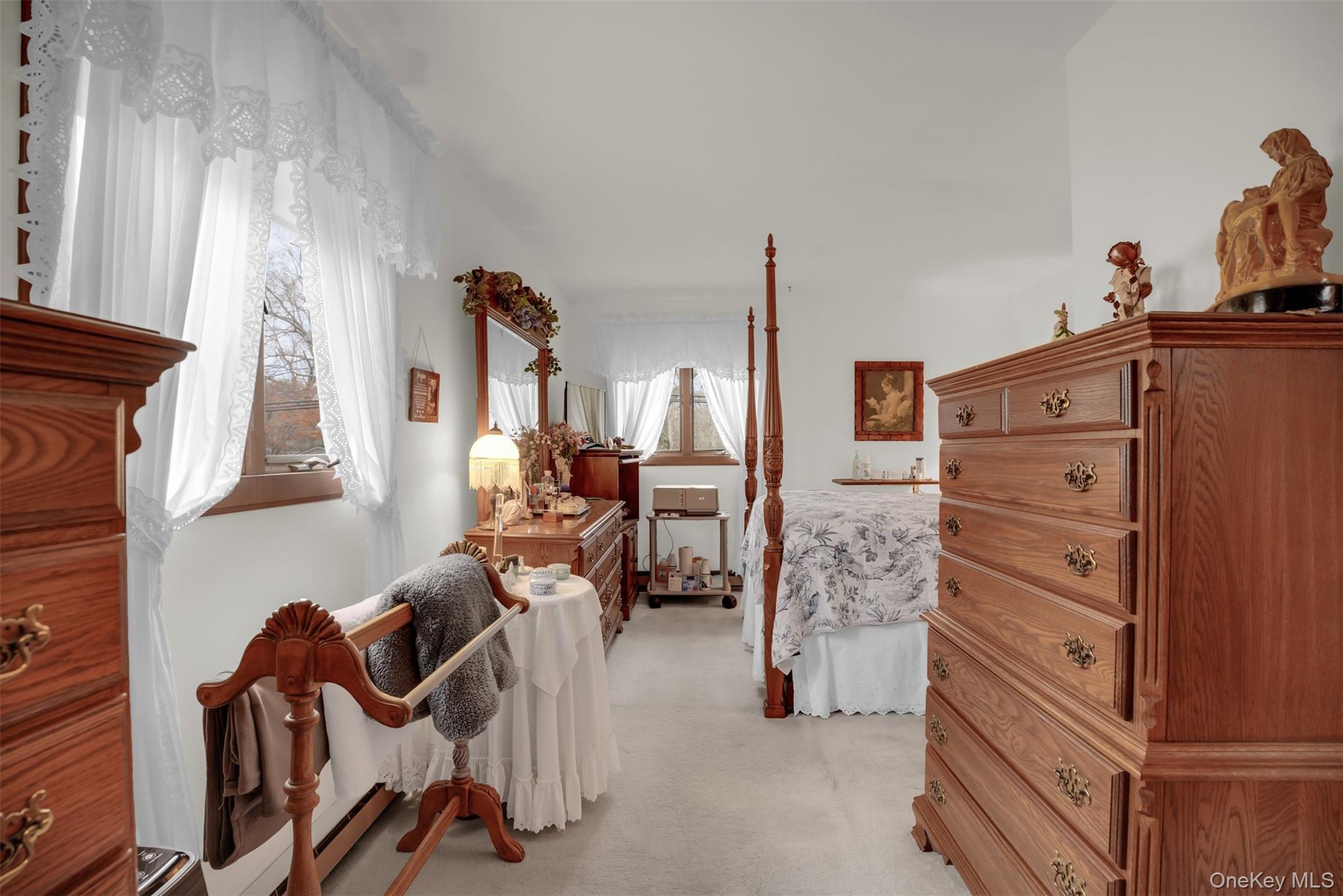 #19 photo, 103 Wauwepex Trail, Ridge , NY 11961