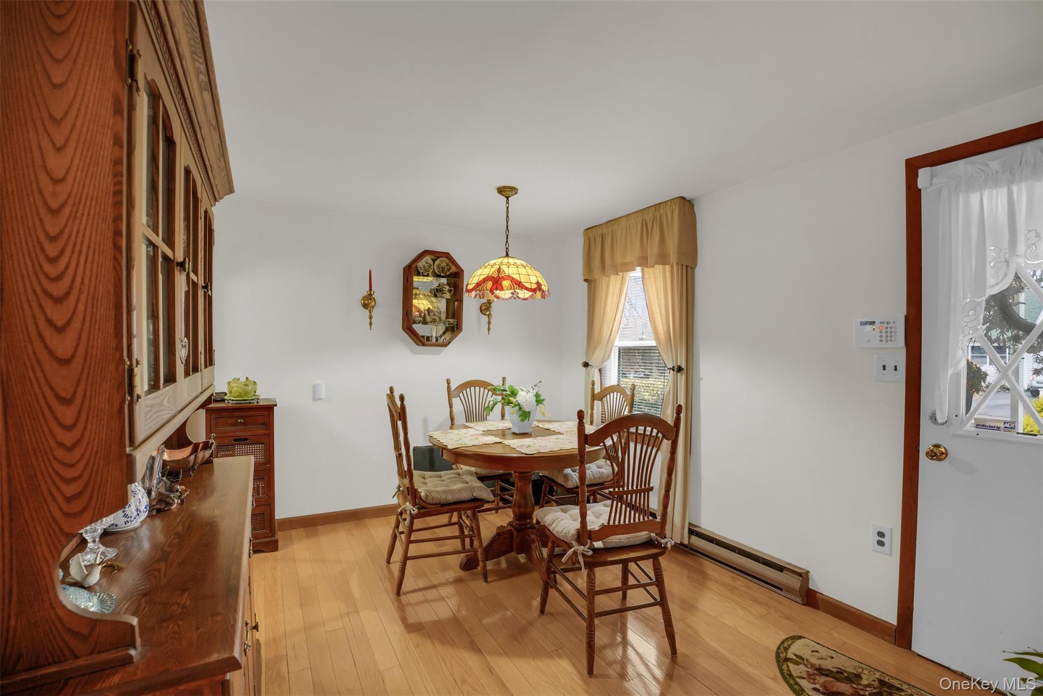 #8 photo, 103 Wauwepex Trail, Ridge , NY 11961