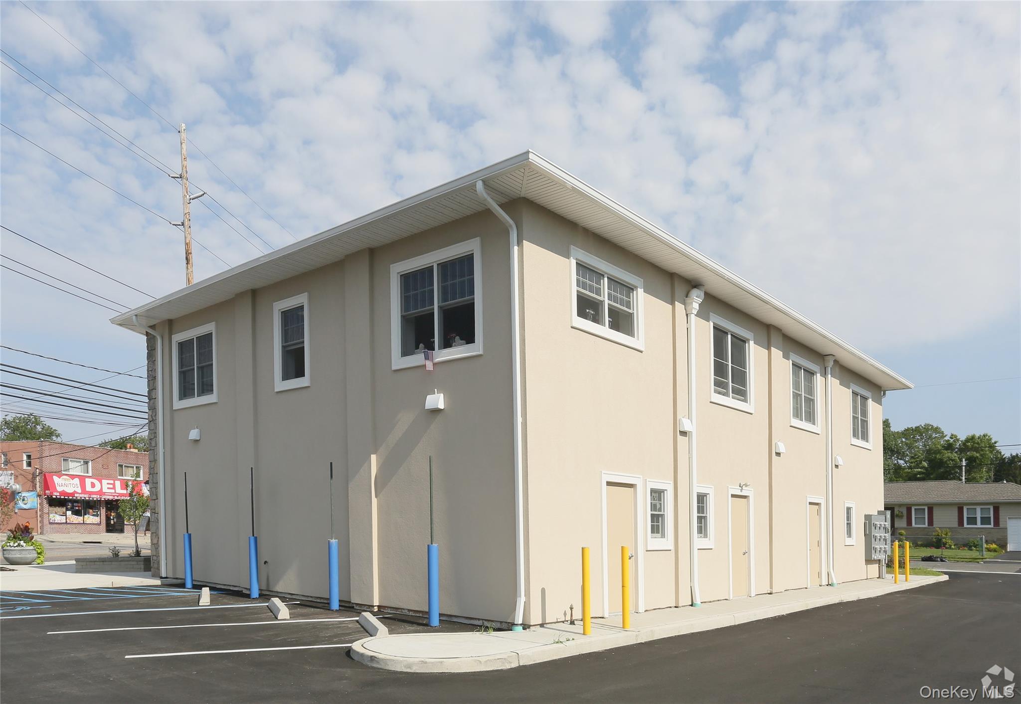 #2 photo, 1025-1033 Little East Neck Rd Road, West Babylon , NY 11704