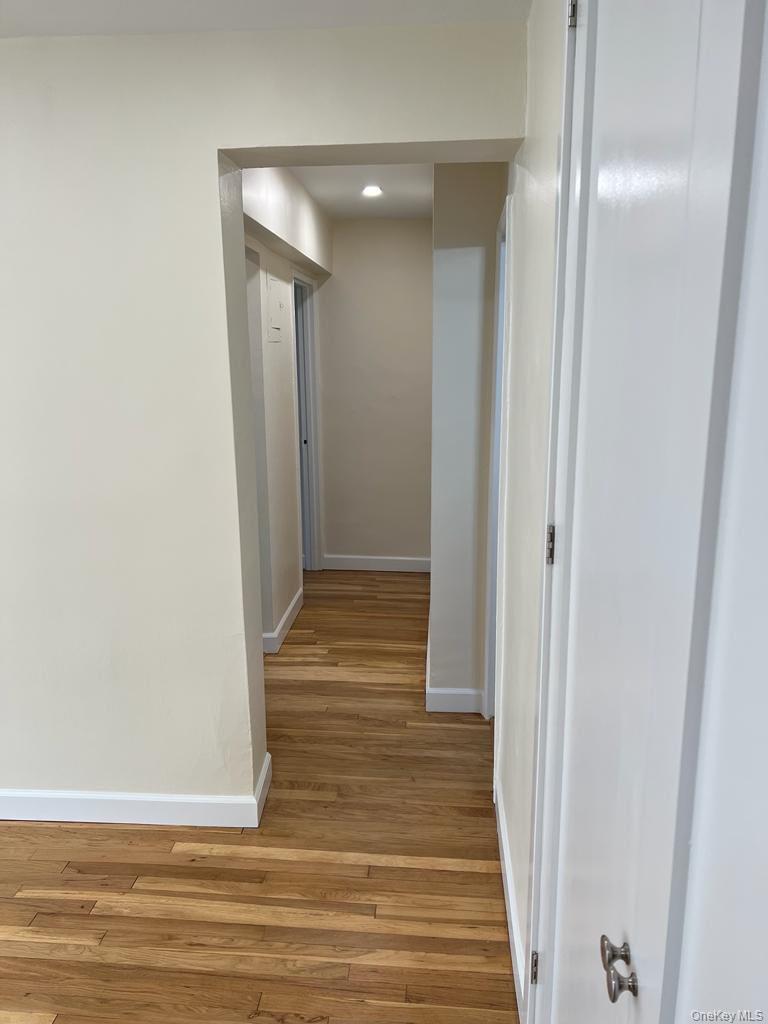 #6 photo, 142-20 84 Drive, 뉴욕퀸즈 Briarwood , NY 11435