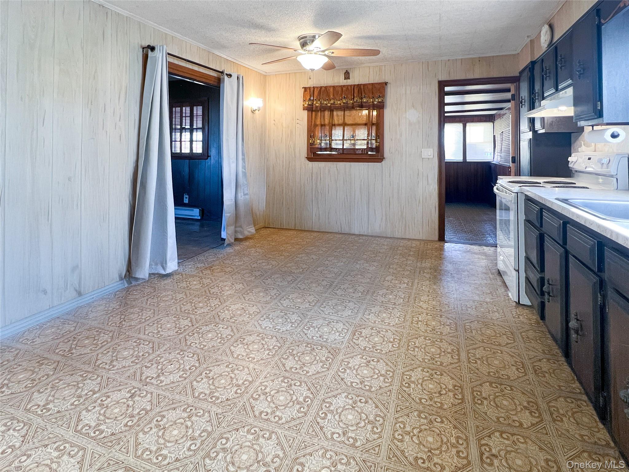 #5 photo, 32 Flintlock Drive, Shirley , NY 11967