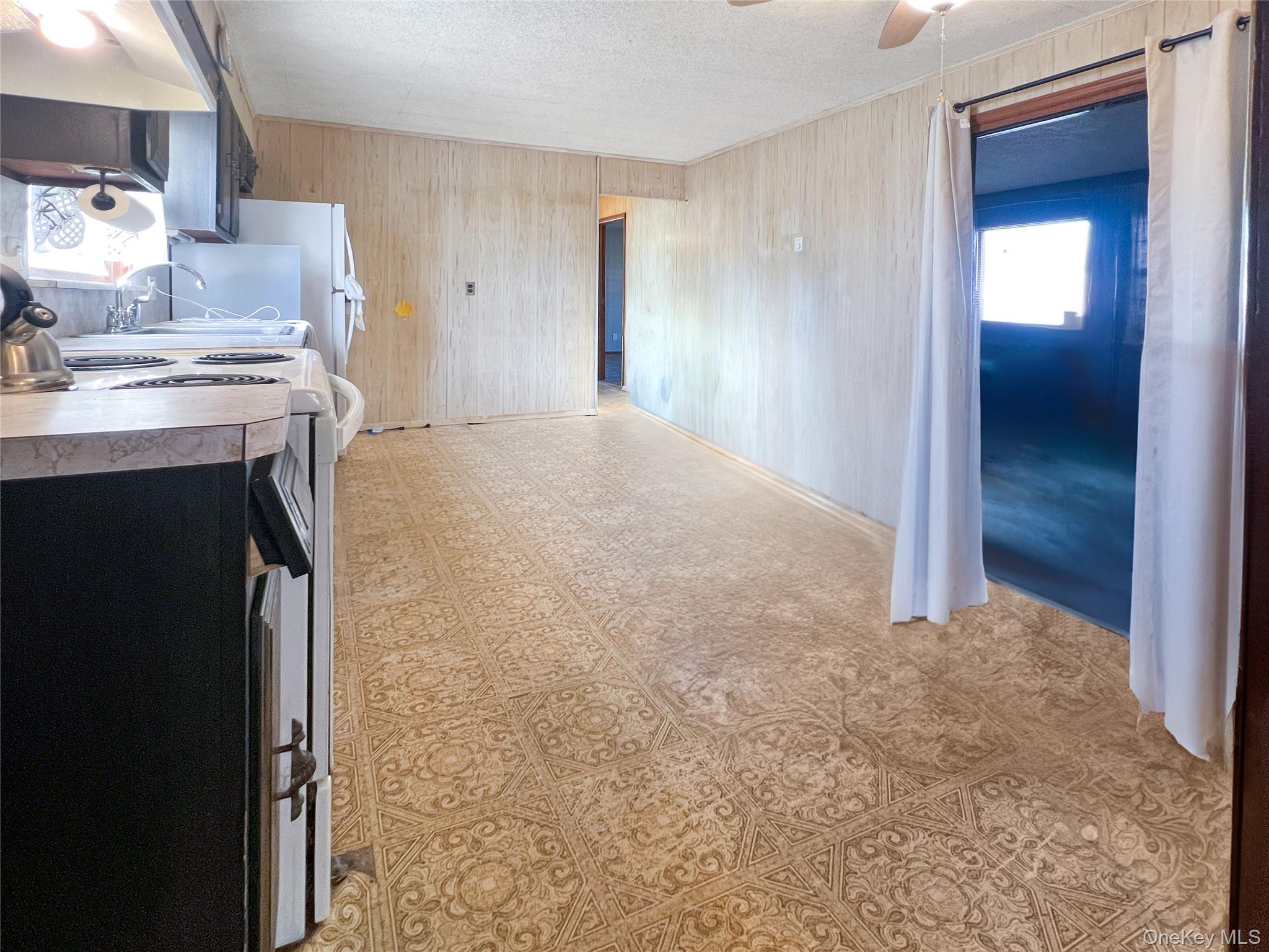 #6 photo, 32 Flintlock Drive, Shirley , NY 11967