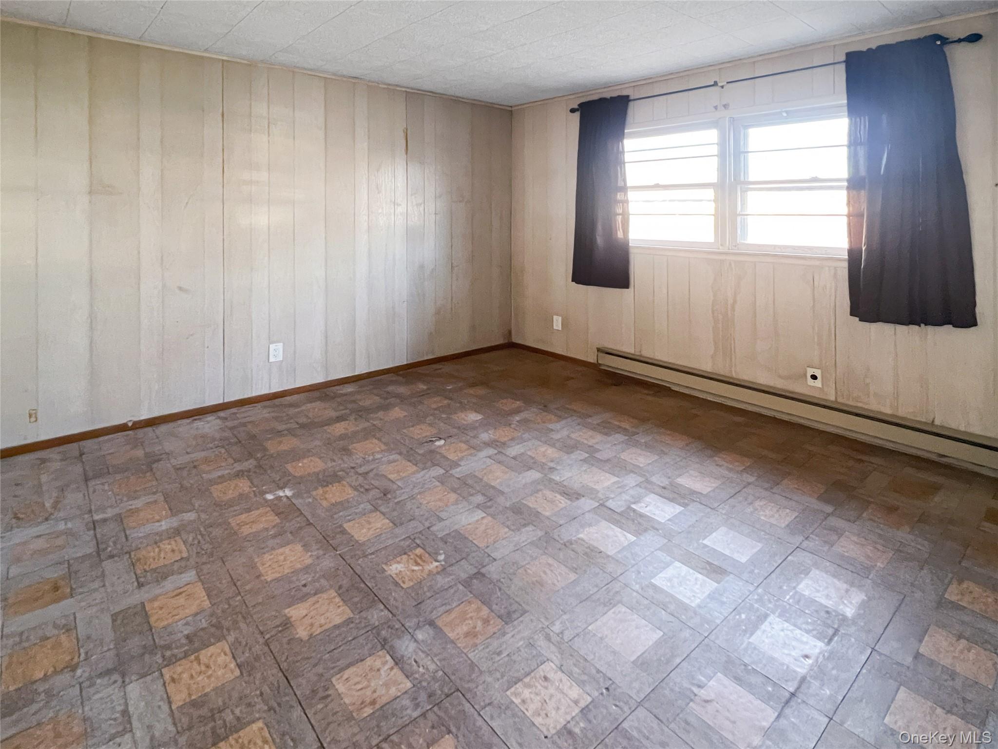 #7 photo, 32 Flintlock Drive, Shirley , NY 11967