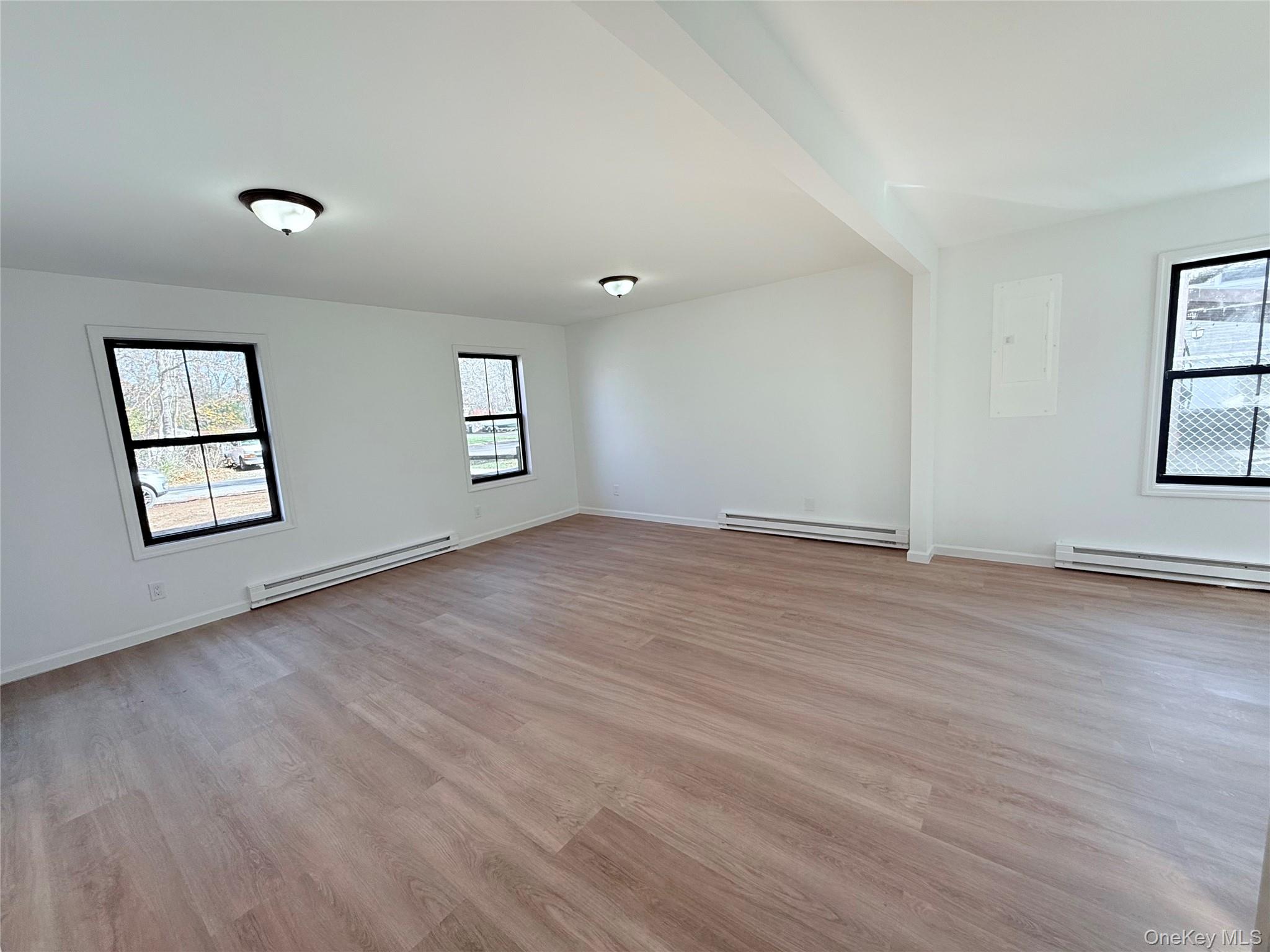 #3 photo, 89 Oak Avenue, Shirley , NY 11967