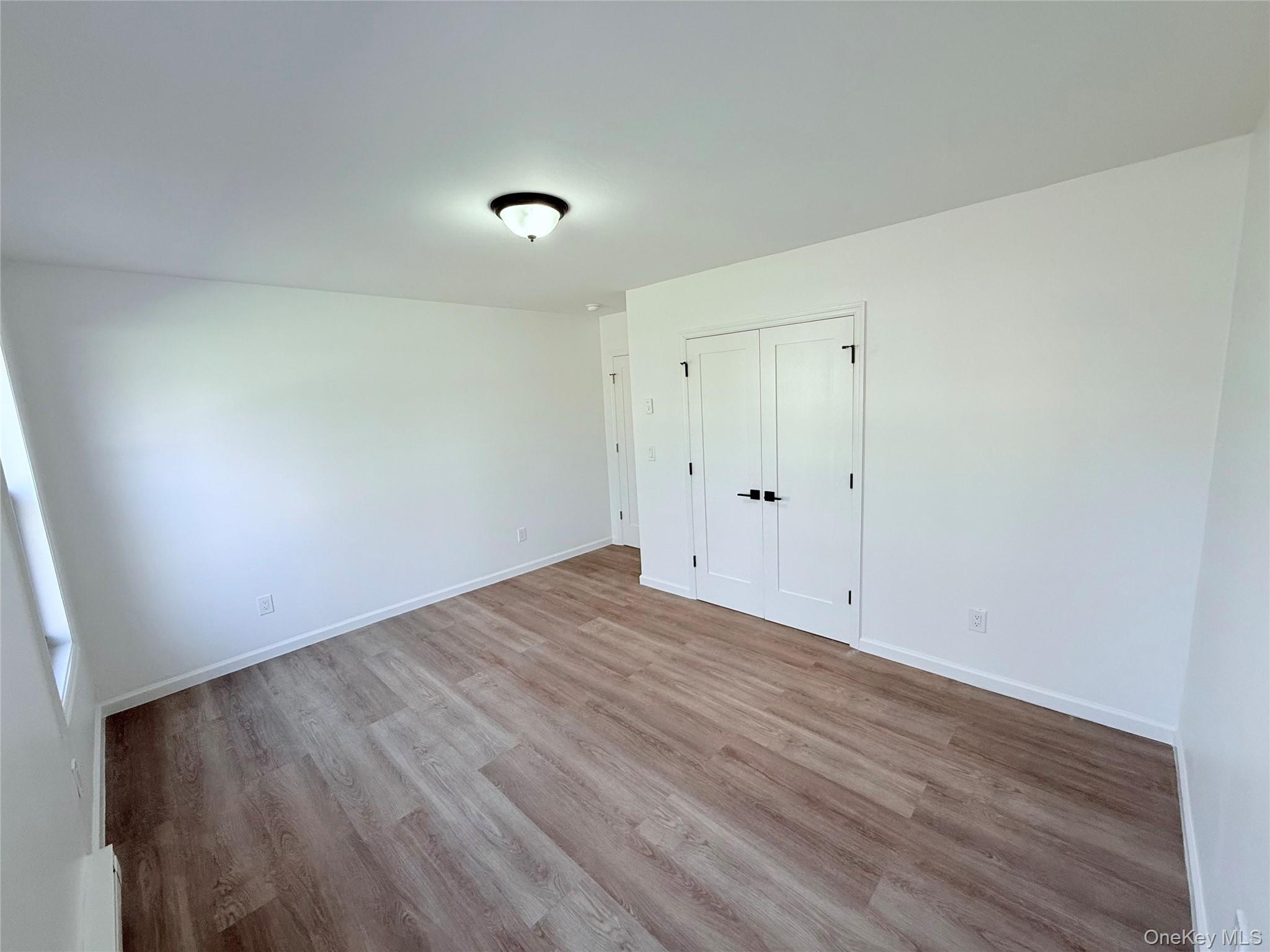 #7 photo, 89 Oak Avenue, Shirley , NY 11967