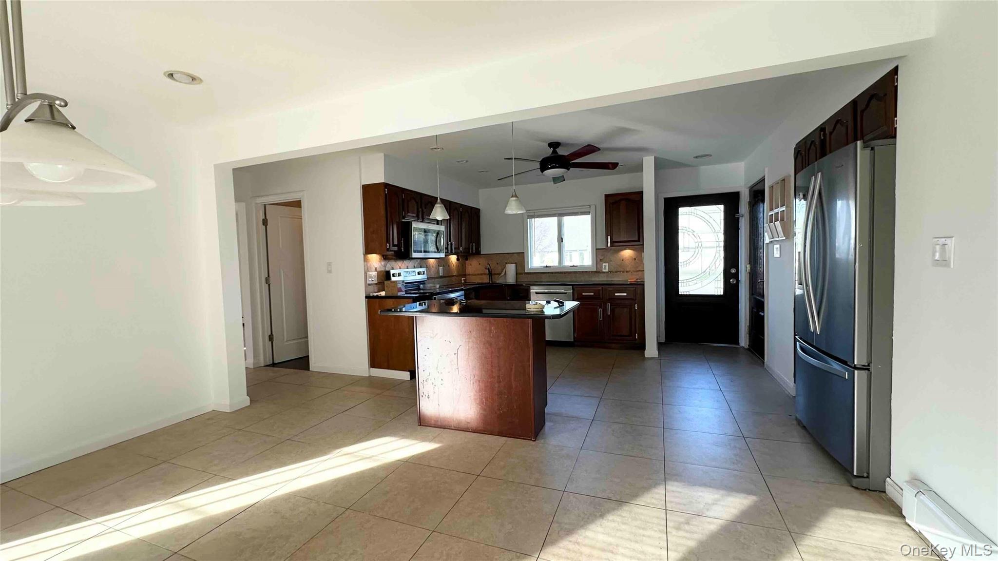 #2 photo, 34 Marksman Lane, Levittown , NY 11756