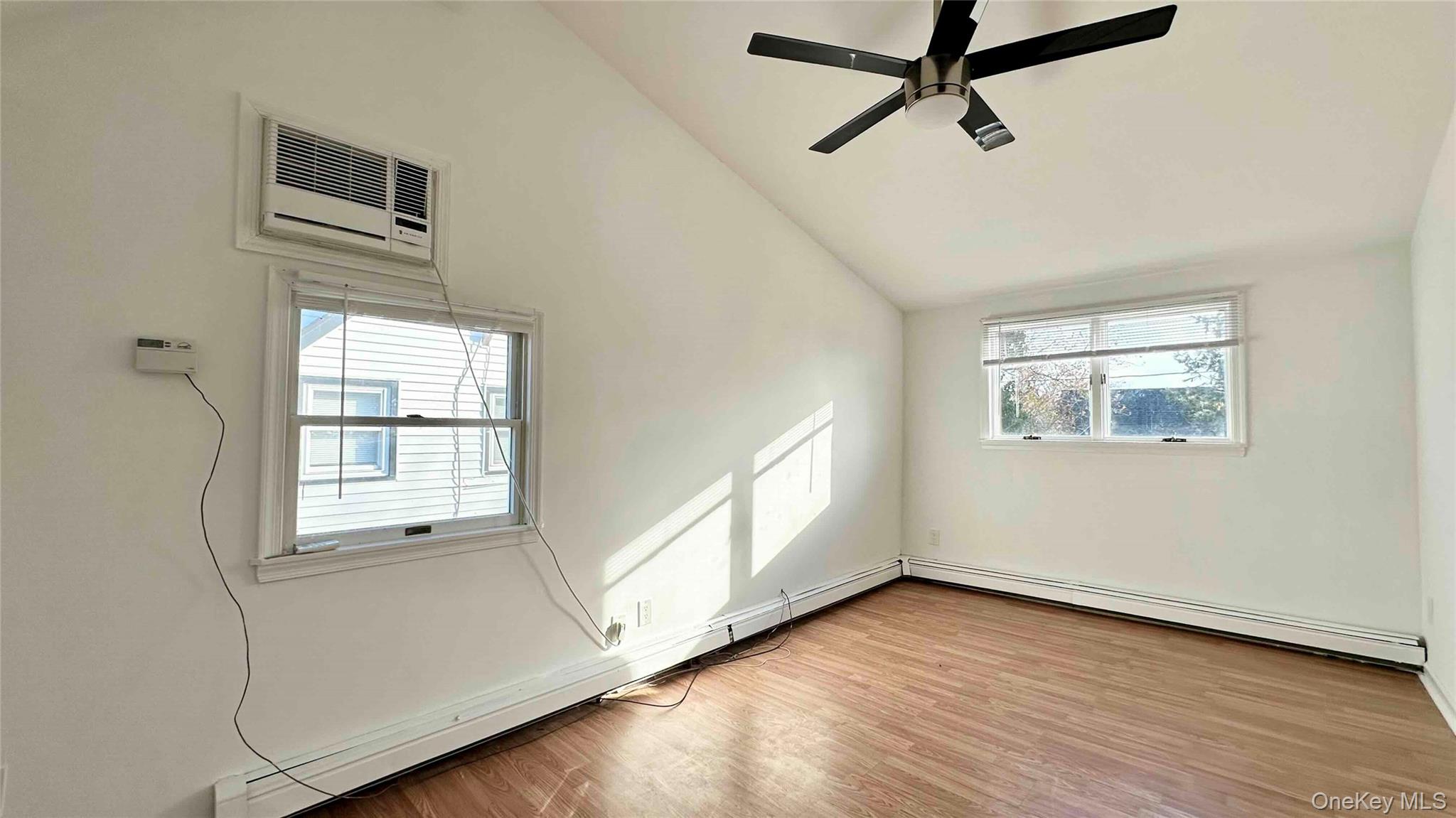 #7 photo, 34 Marksman Lane, Levittown , NY 11756