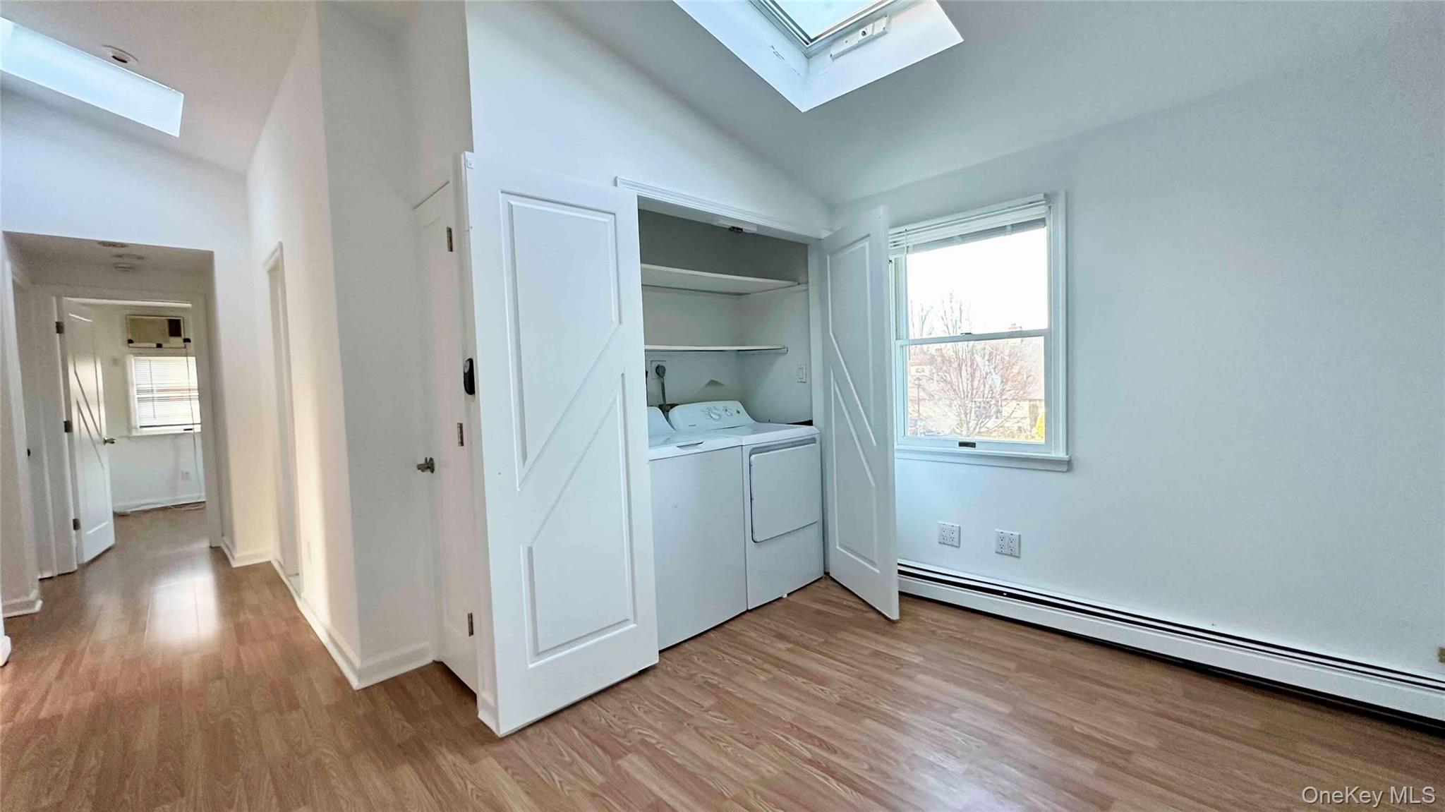 #8 photo, 34 Marksman Lane, Levittown , NY 11756