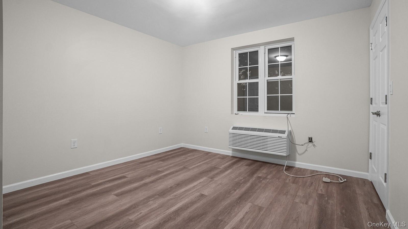 #13 photo, 334 Underhill Avenue, Бронкс ‖ Bronx , NY 10473