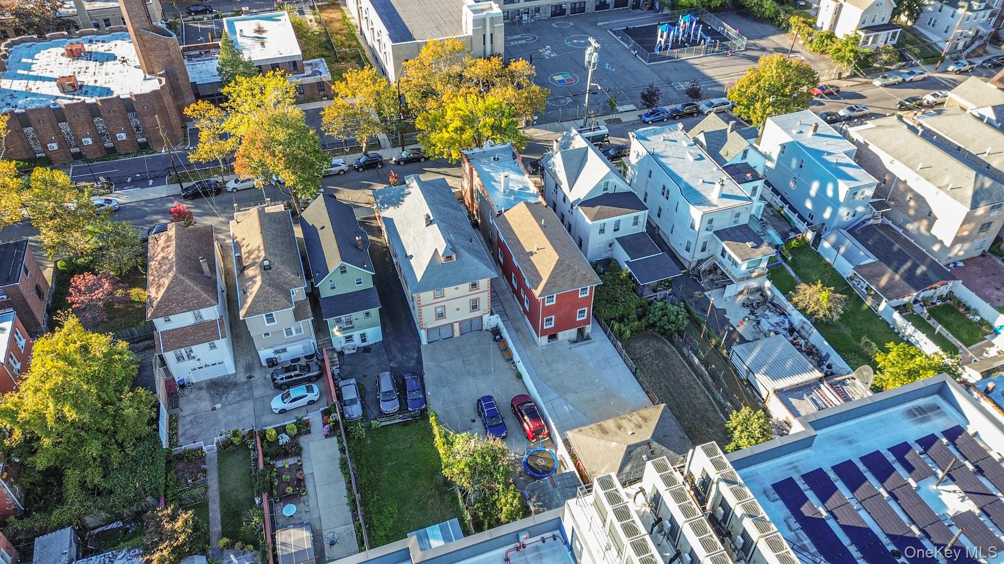 #20 photo, 4518 Richardson Avenue, Бронкс ‖ Bronx , NY 10470