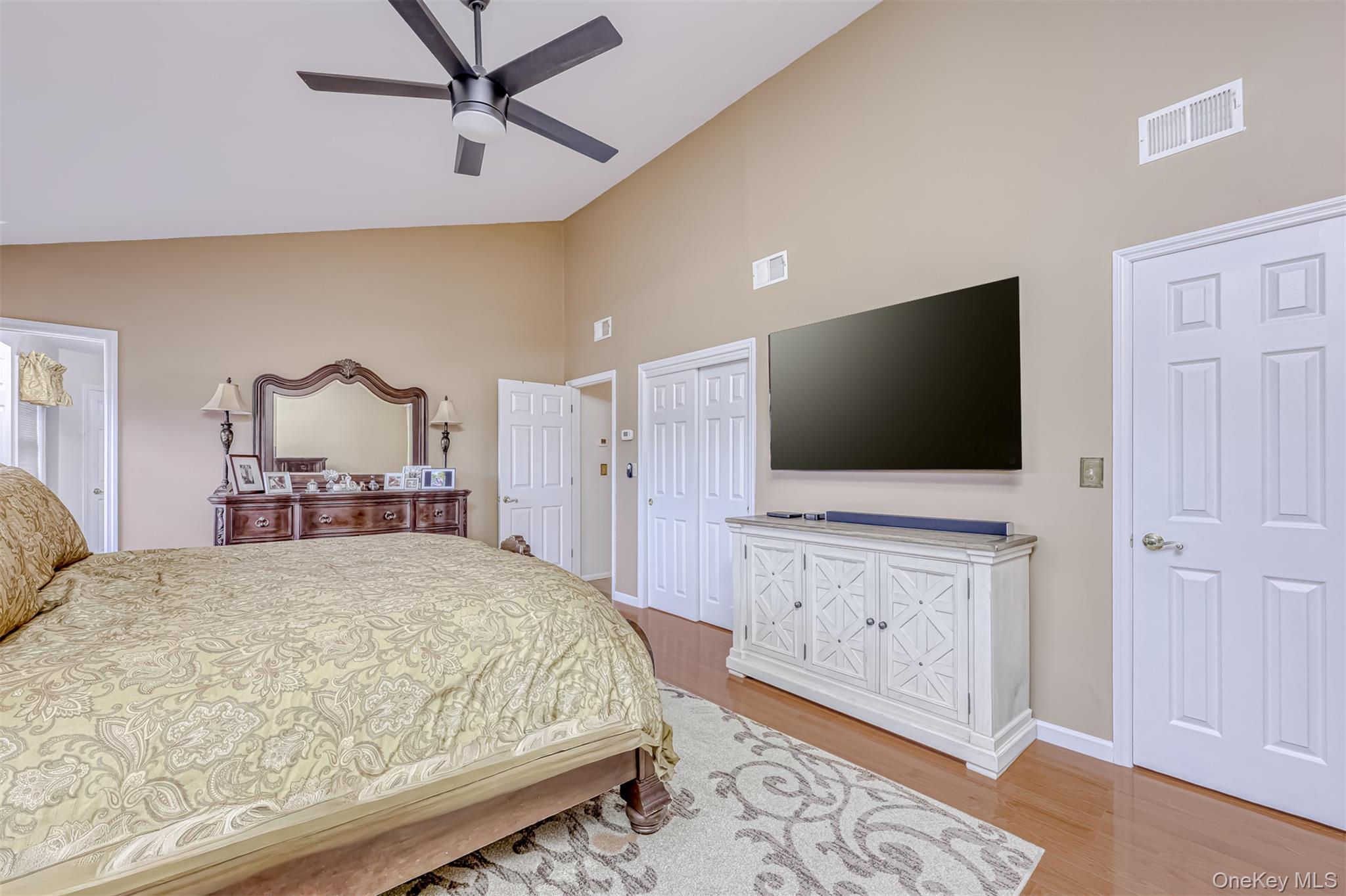 #18 photo, 18 Mountainview Avenue, Suffern , NY 10901