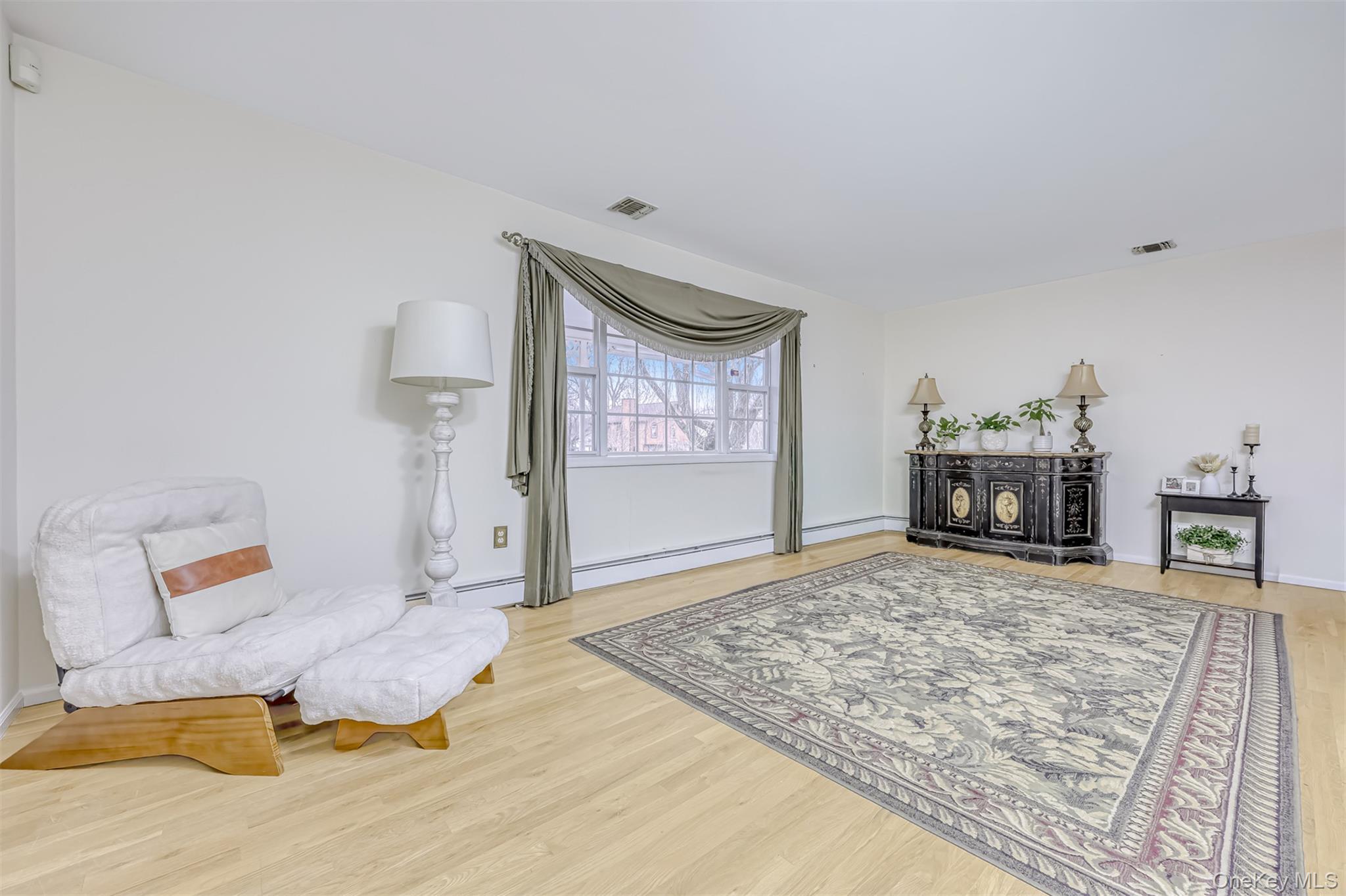 #5 photo, 18 Mountainview Avenue, Suffern , NY 10901