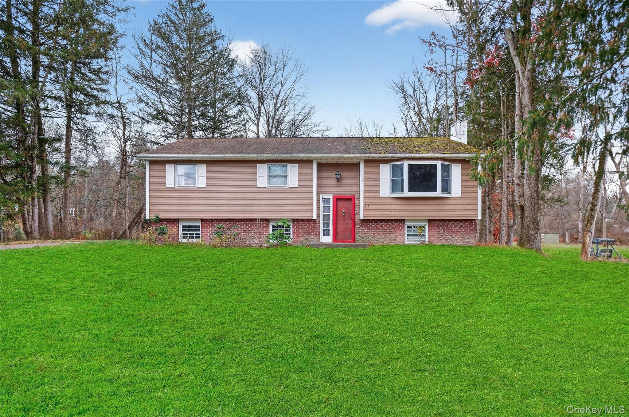 #2 photo, 12 Robert Drive, 纽约州 Hyde Park , NY 12538