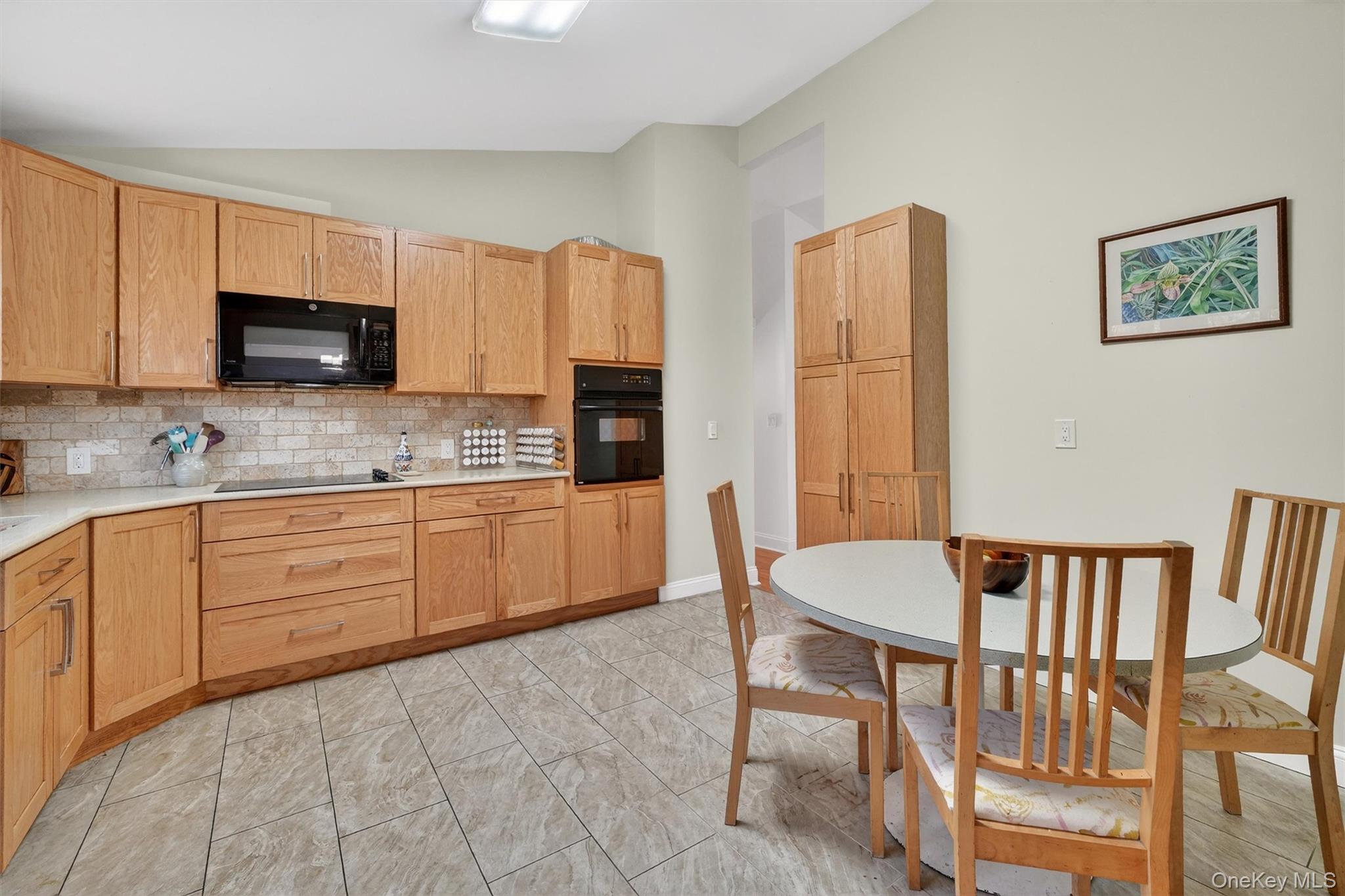 #12 photo, 2802 Deer Street, Mohegan Lake , NY 10547