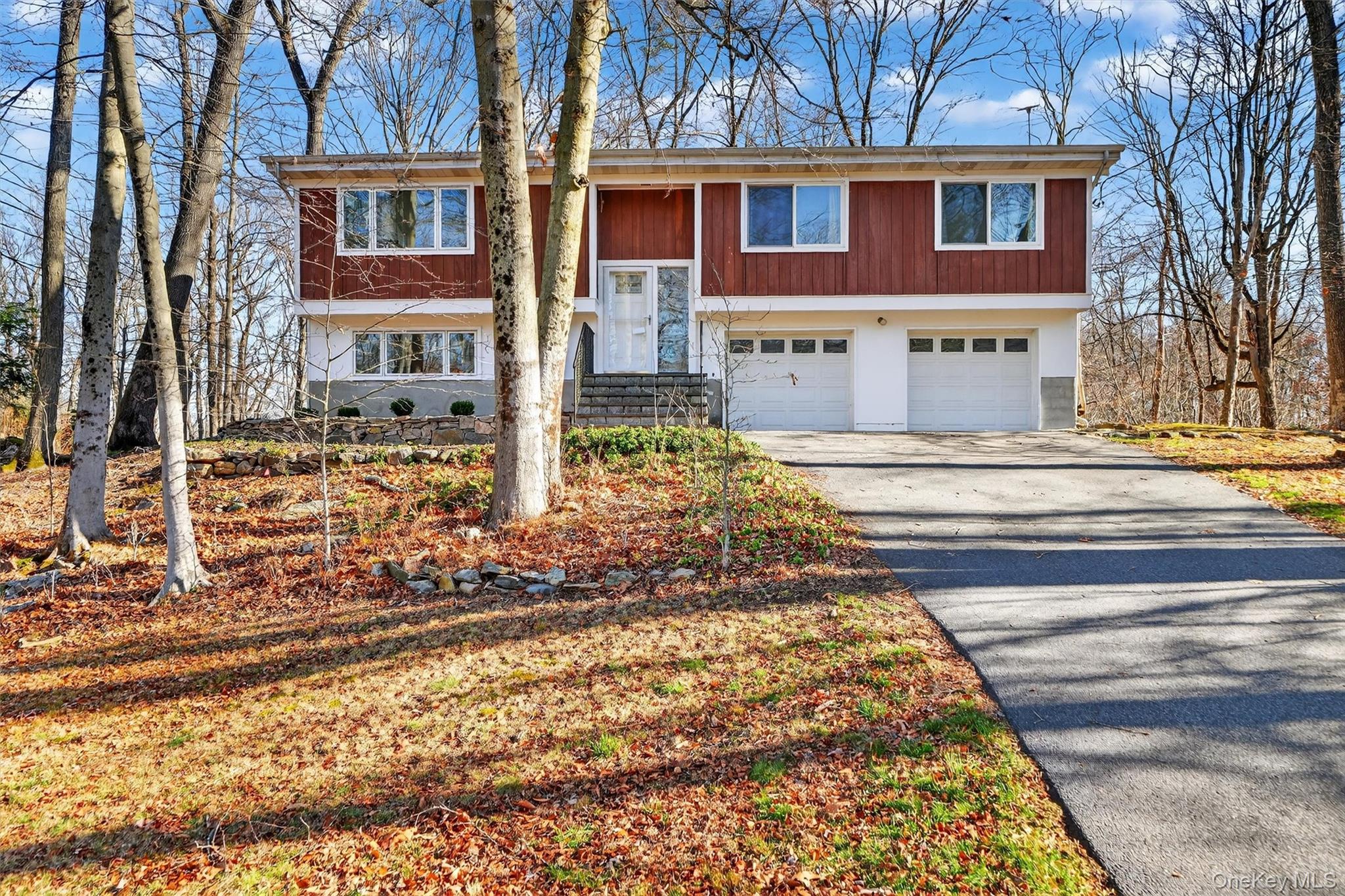 #3 photo, 2802 Deer Street, Mohegan Lake , NY 10547