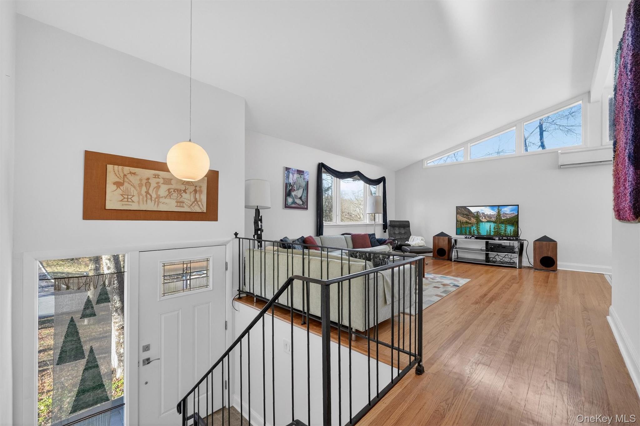 #4 photo, 2802 Deer Street, Mohegan Lake , NY 10547