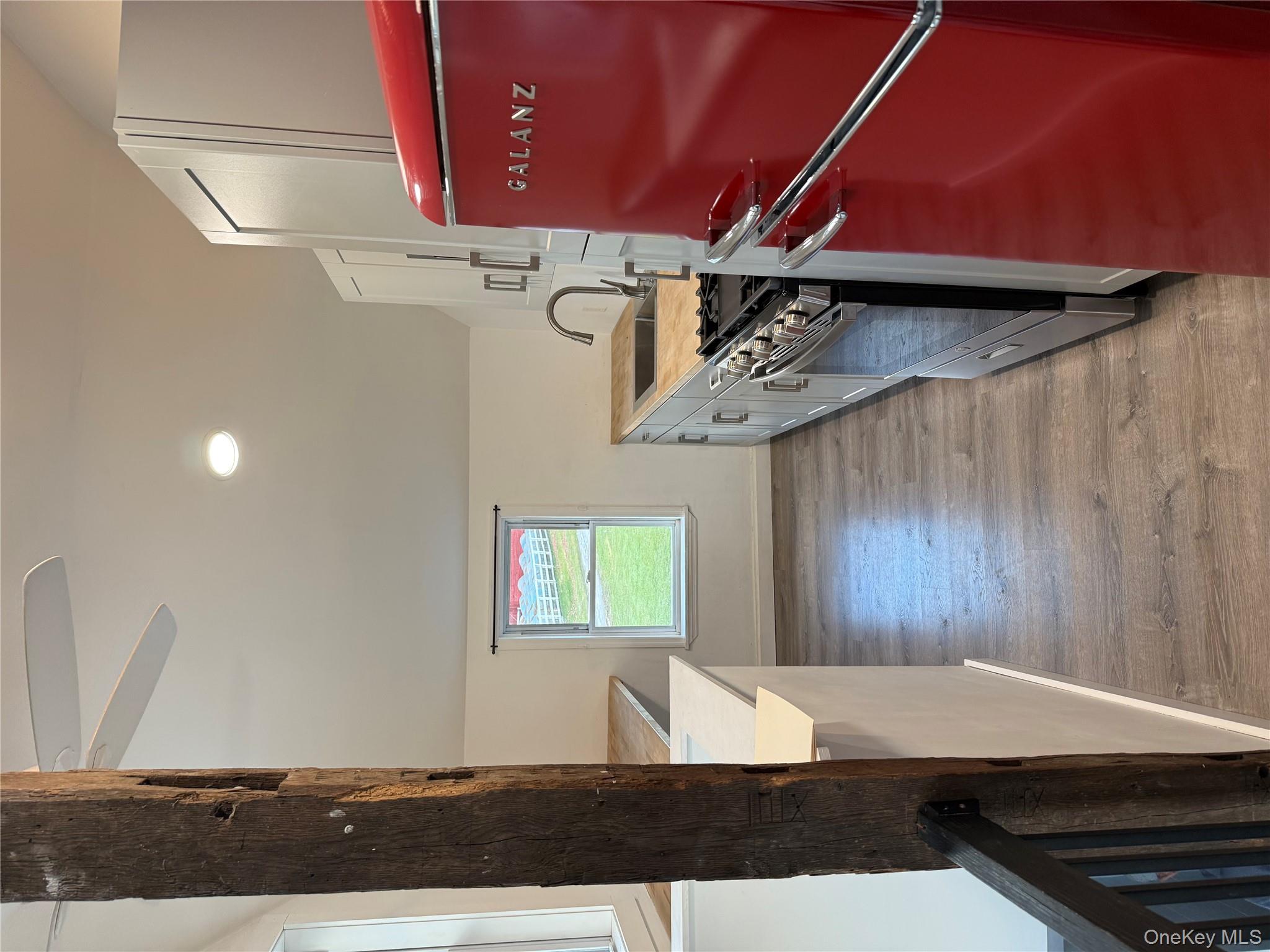 #4 photo, 619 Salt Point Turnpike, Poughkeepsie , NY 12601