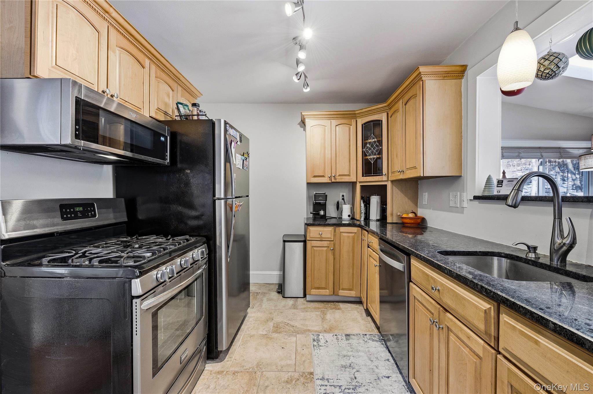 #5 photo, 117 Cedar Avenue, New Windsor , NY 12553