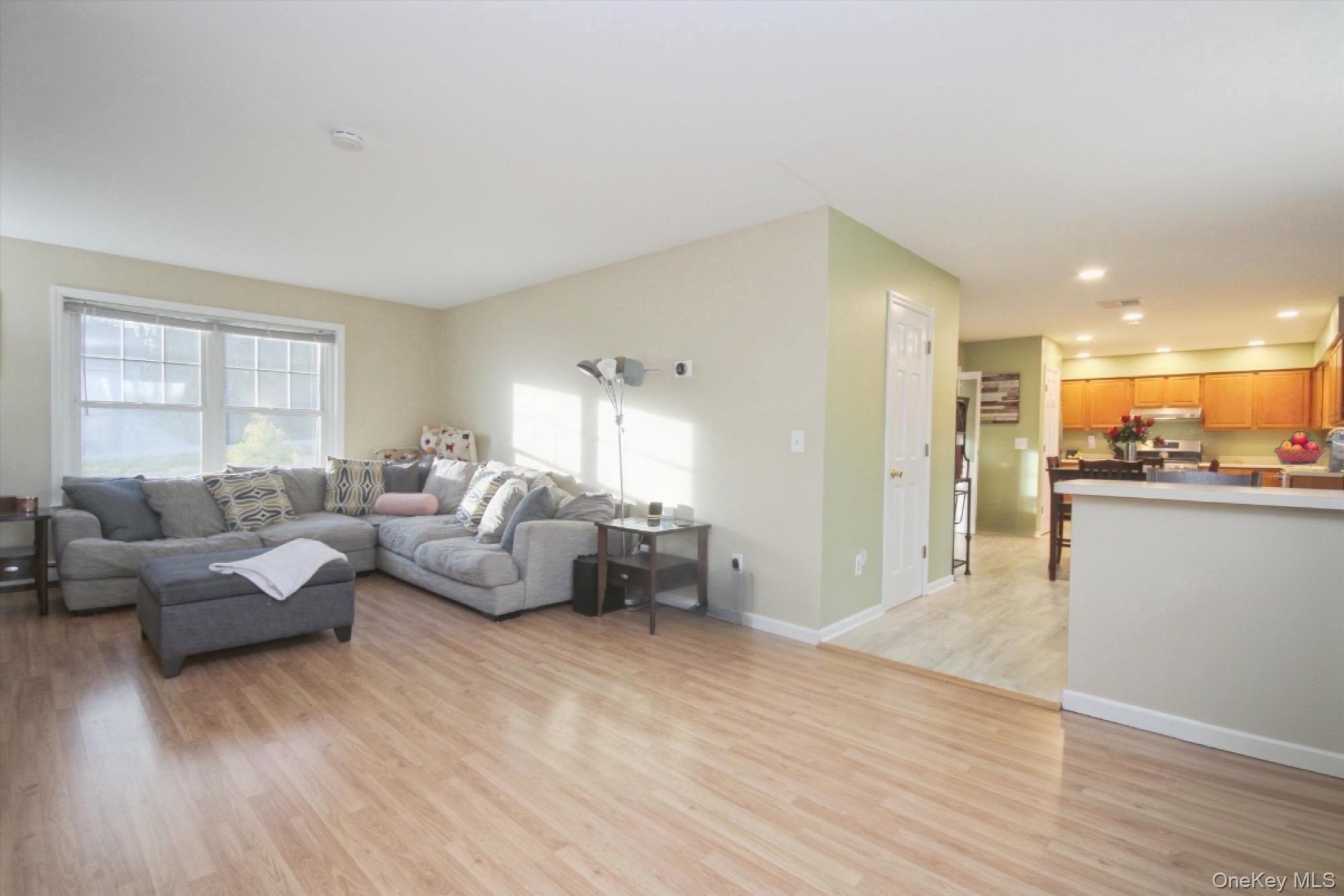 #14 photo, 3 Geering Way, Fishkill , NY 12524